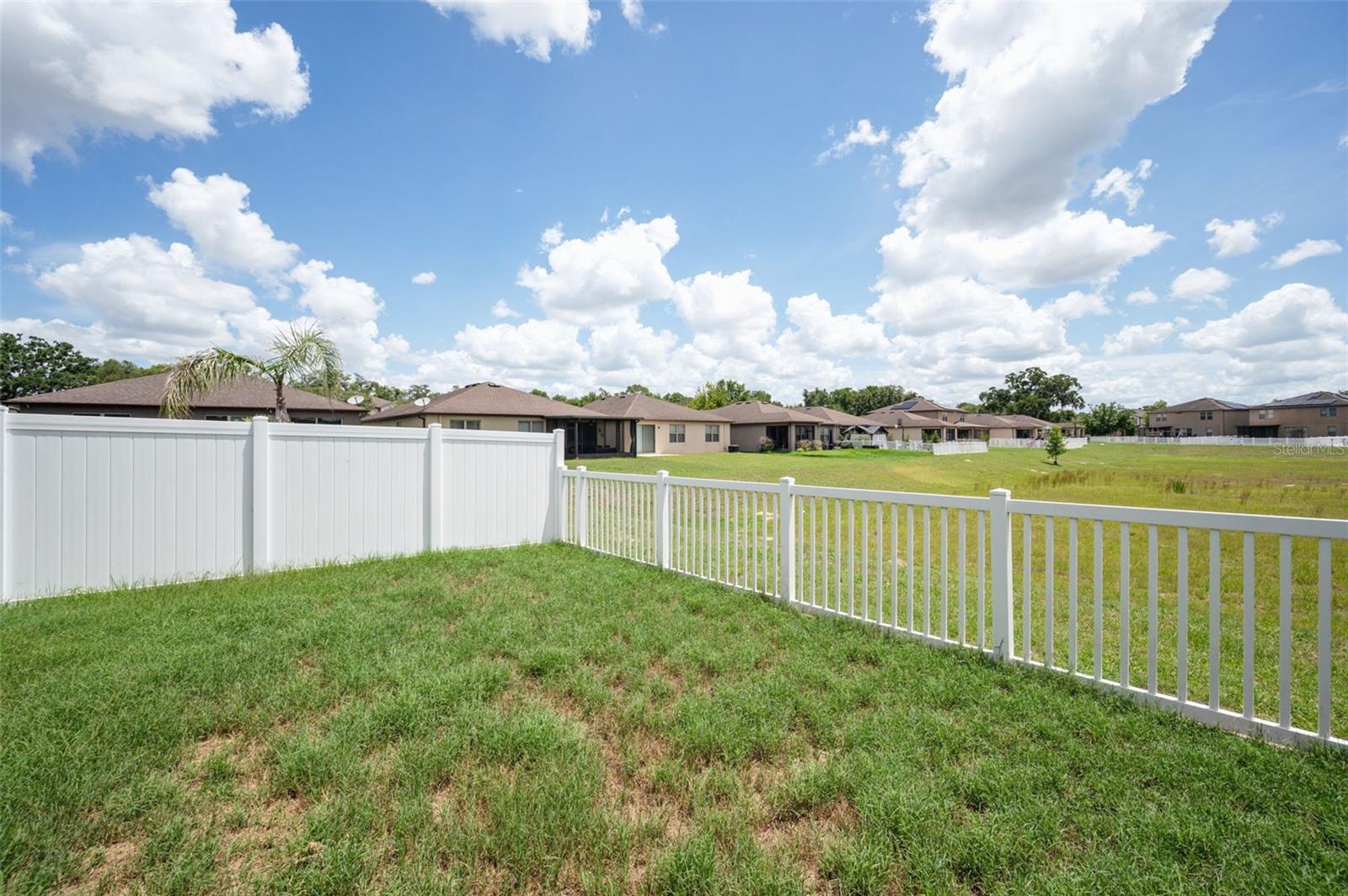 TRILLIUM VILLAGE E PH 1 - Residential