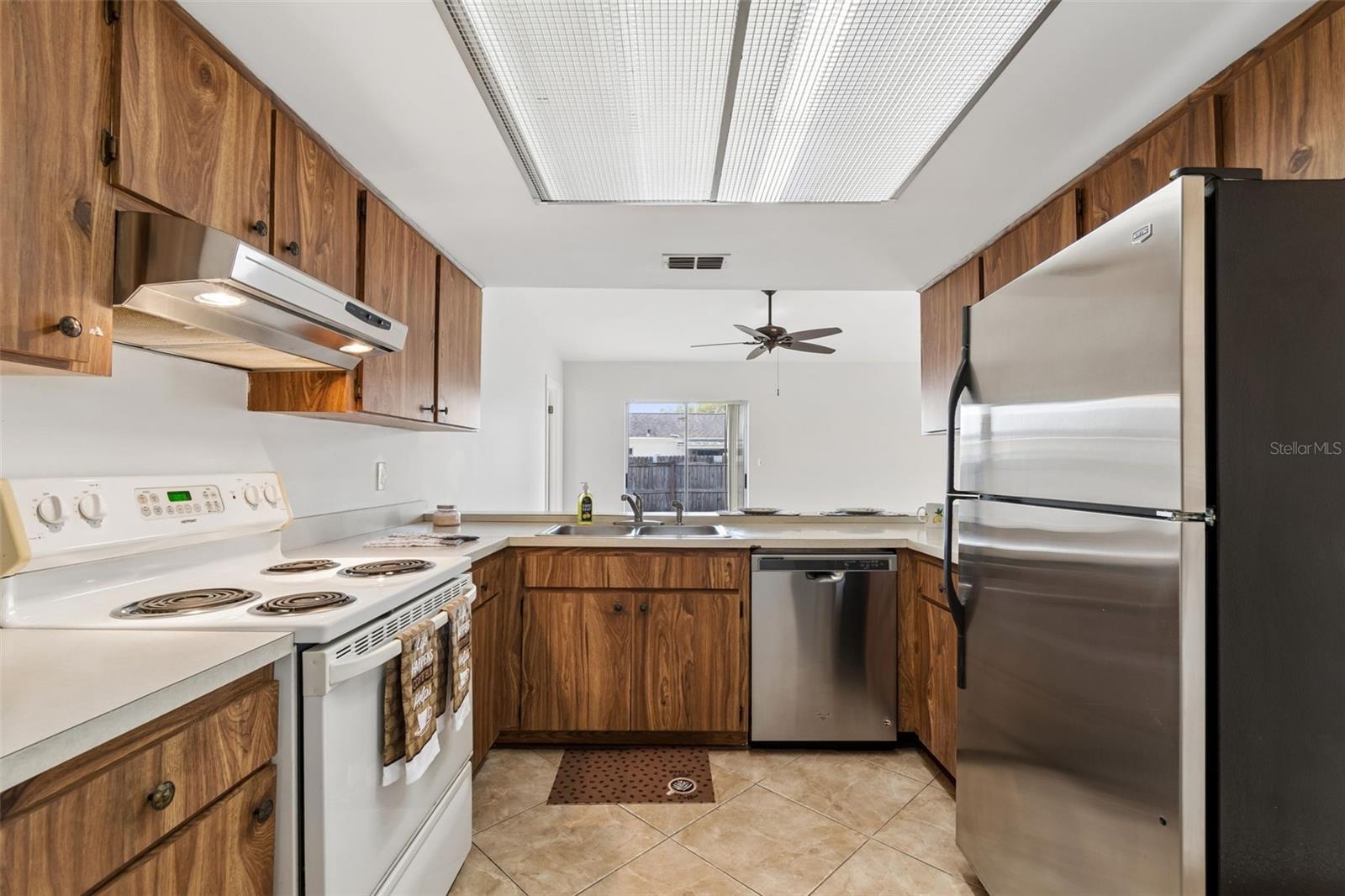 SEMINOLE PINES SUB PH III - Residential