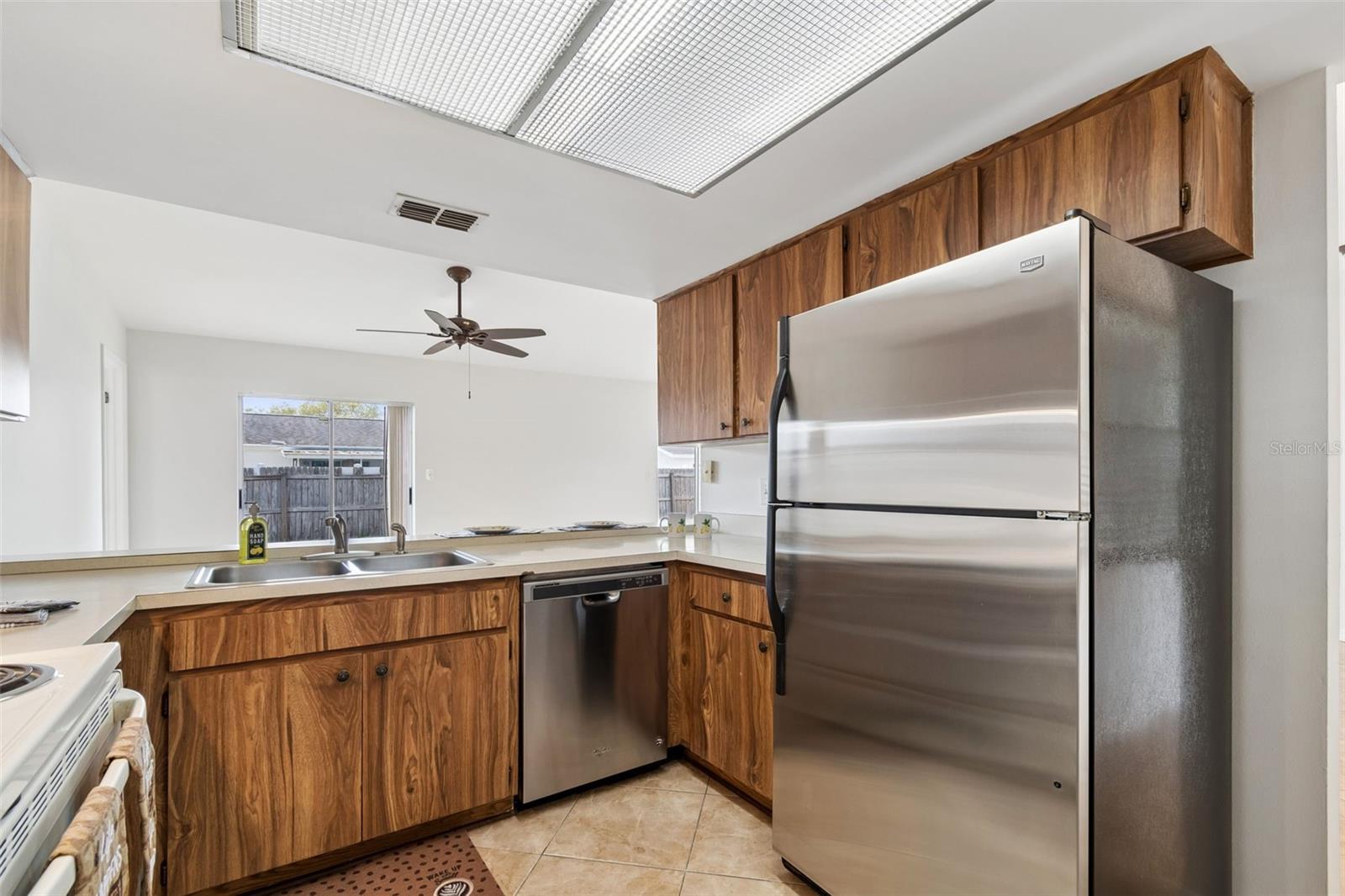 SEMINOLE PINES SUB PH III - Residential