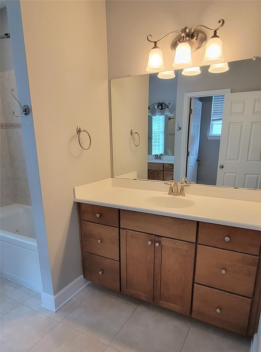 HILLCREST HEIGHTS 2ND ADD - Residential Lease