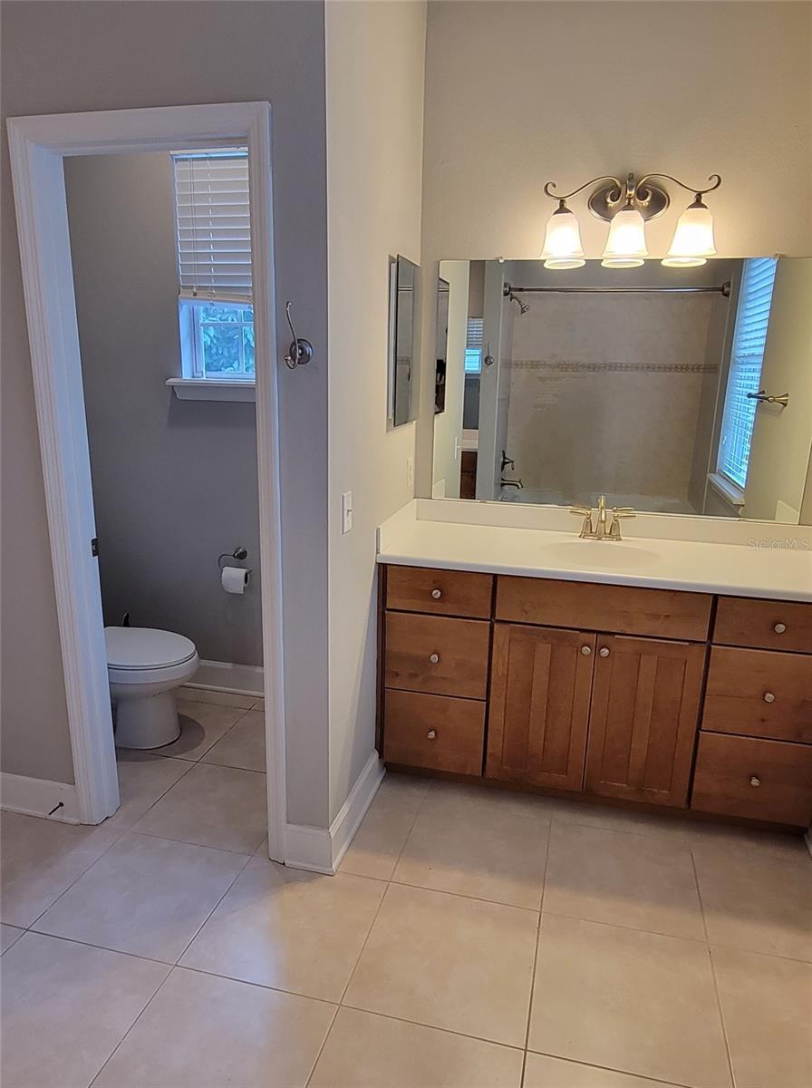 HILLCREST HEIGHTS 2ND ADD - Residential Lease