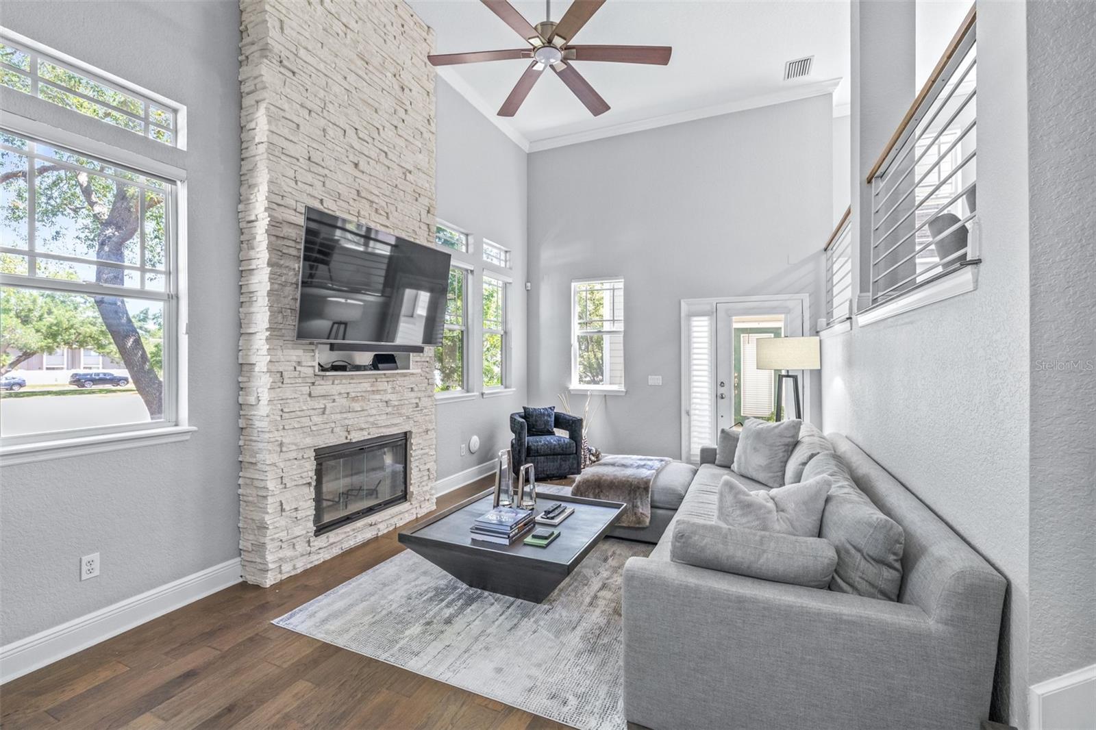 SOUTHGATE TWNHMS - Residential