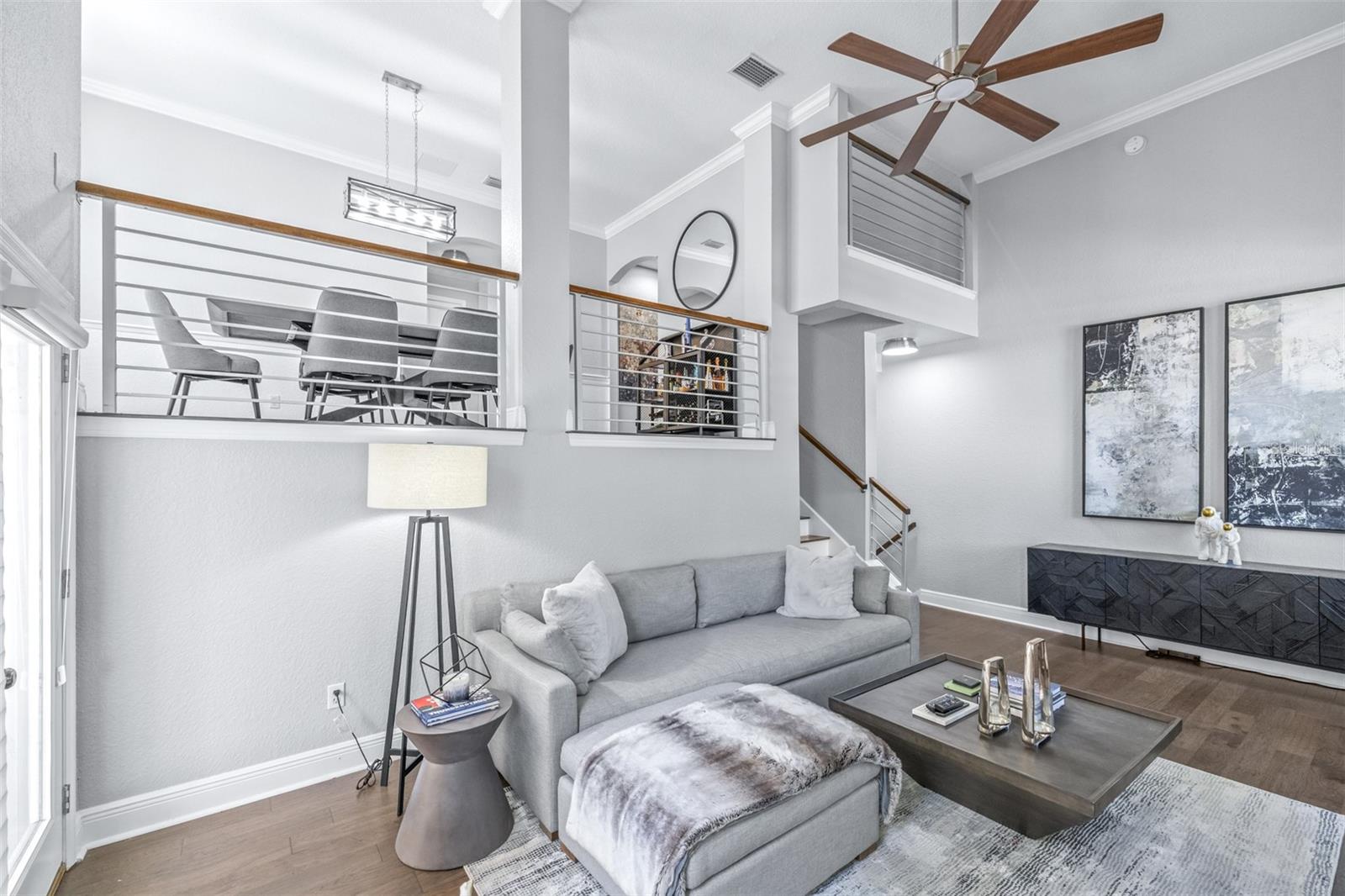 SOUTHGATE TWNHMS - Residential