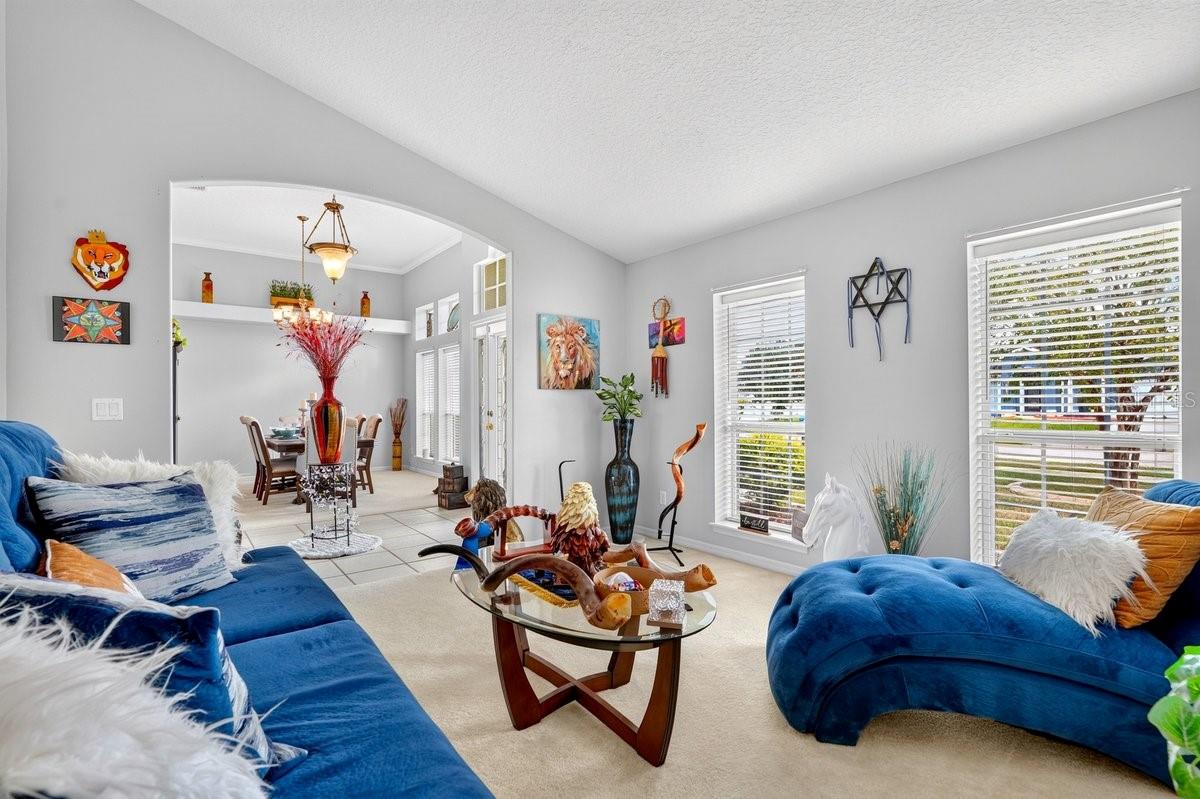 971 LEYBURN DRIVE
