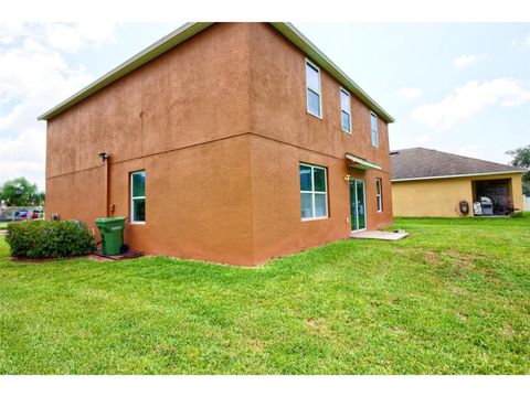 A home in WINTER HAVEN