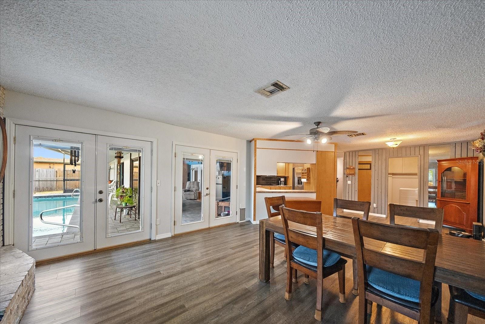 BENEVA PARK - Residential