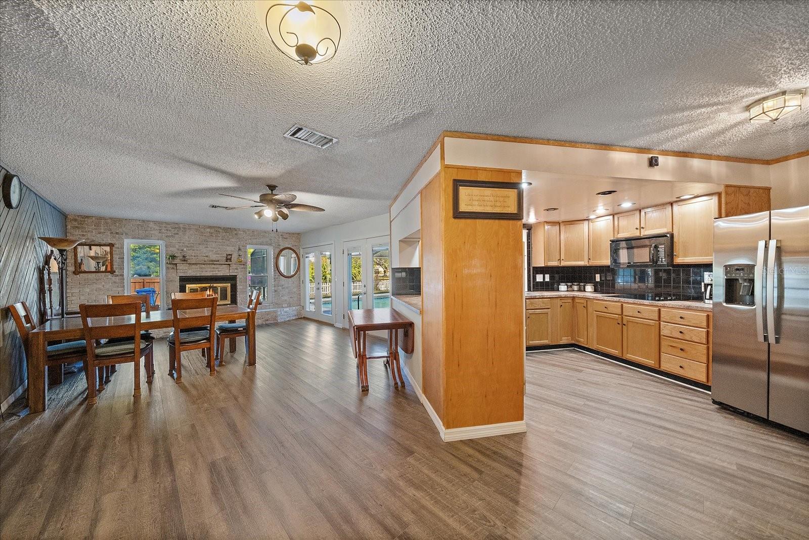 BENEVA PARK - Residential