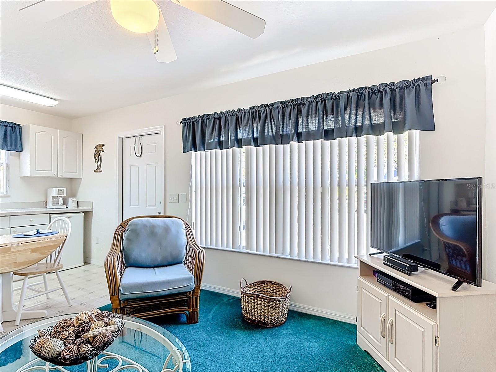 ISLAND CLUB WEST PH 02 - Residential