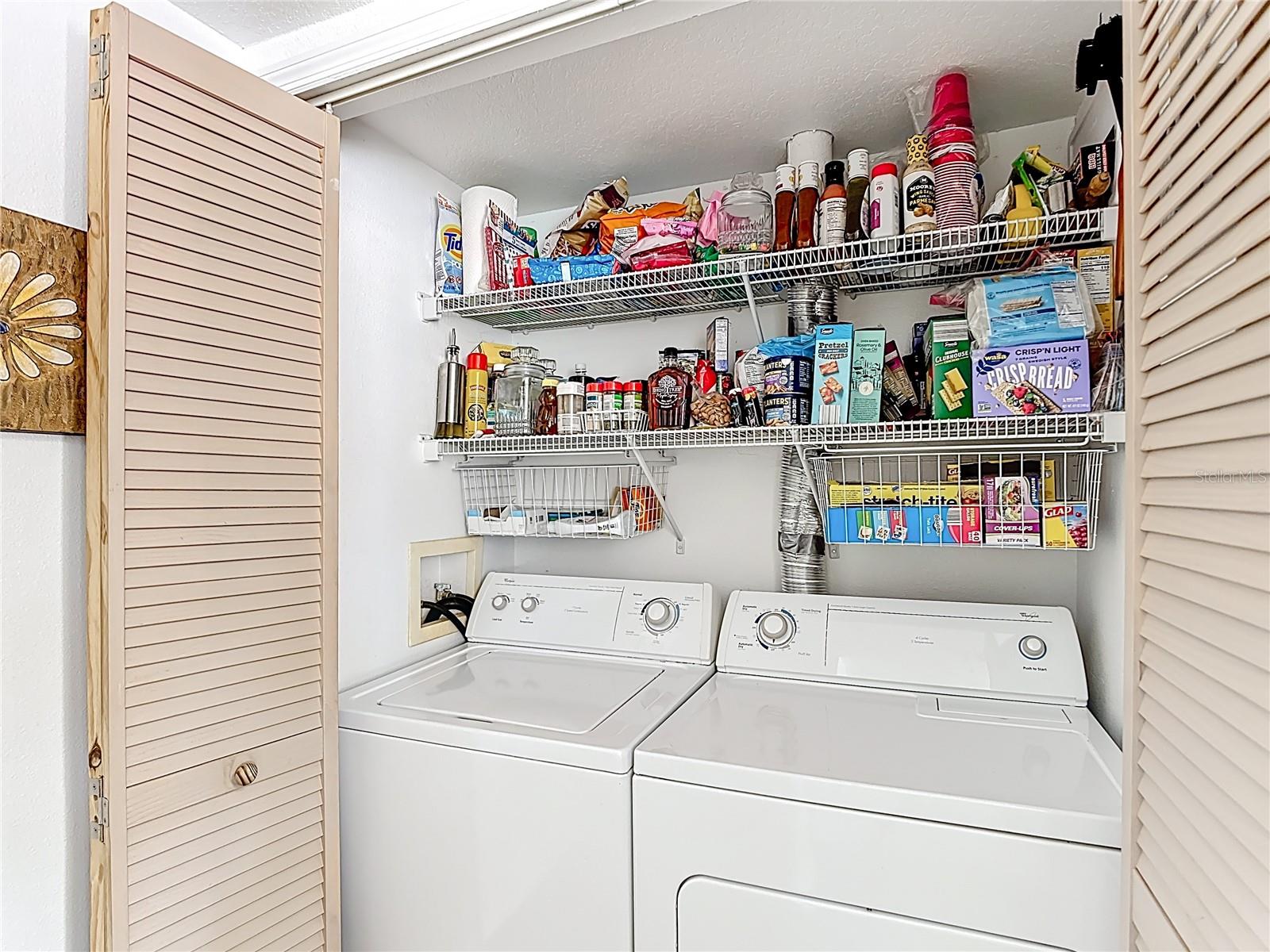 ISLAND CLUB WEST PH 02 - Residential