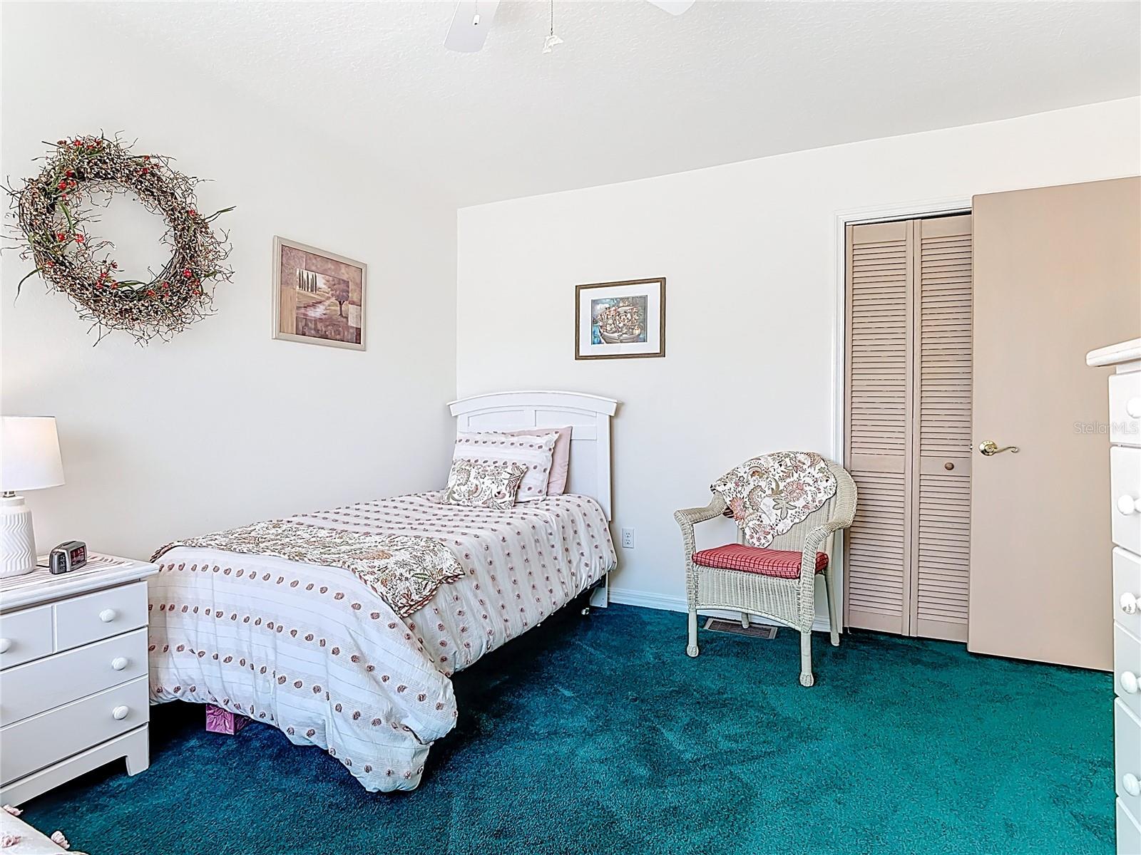 ISLAND CLUB WEST PH 02 - Residential