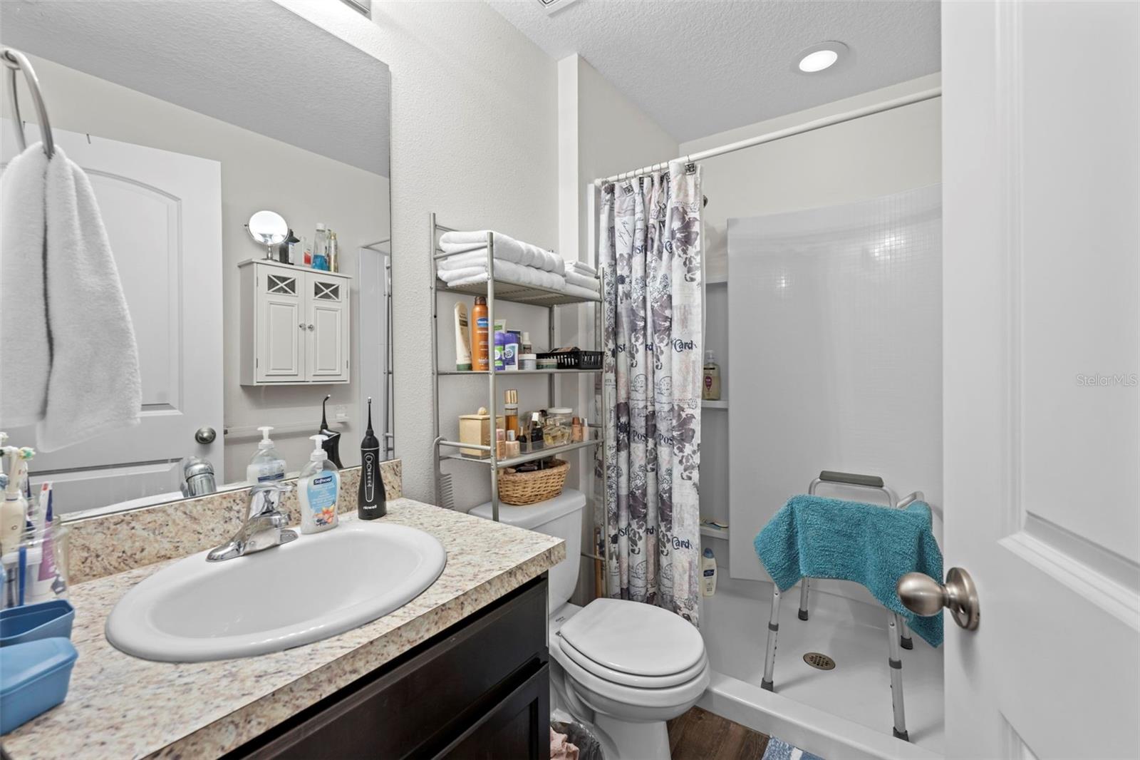 HILL N DALE THE VILLAGE - Residential