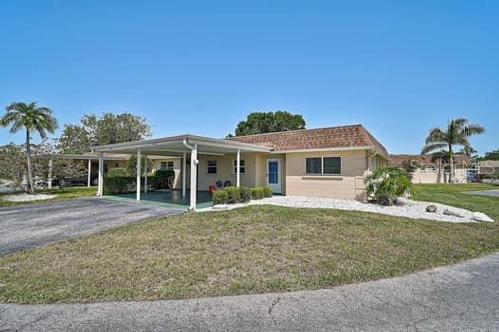 Photo of 602 Park Circle, Bradenton, FL 34207 (MLS # A4692558)