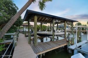 EMERALD COVE SUB - Residential