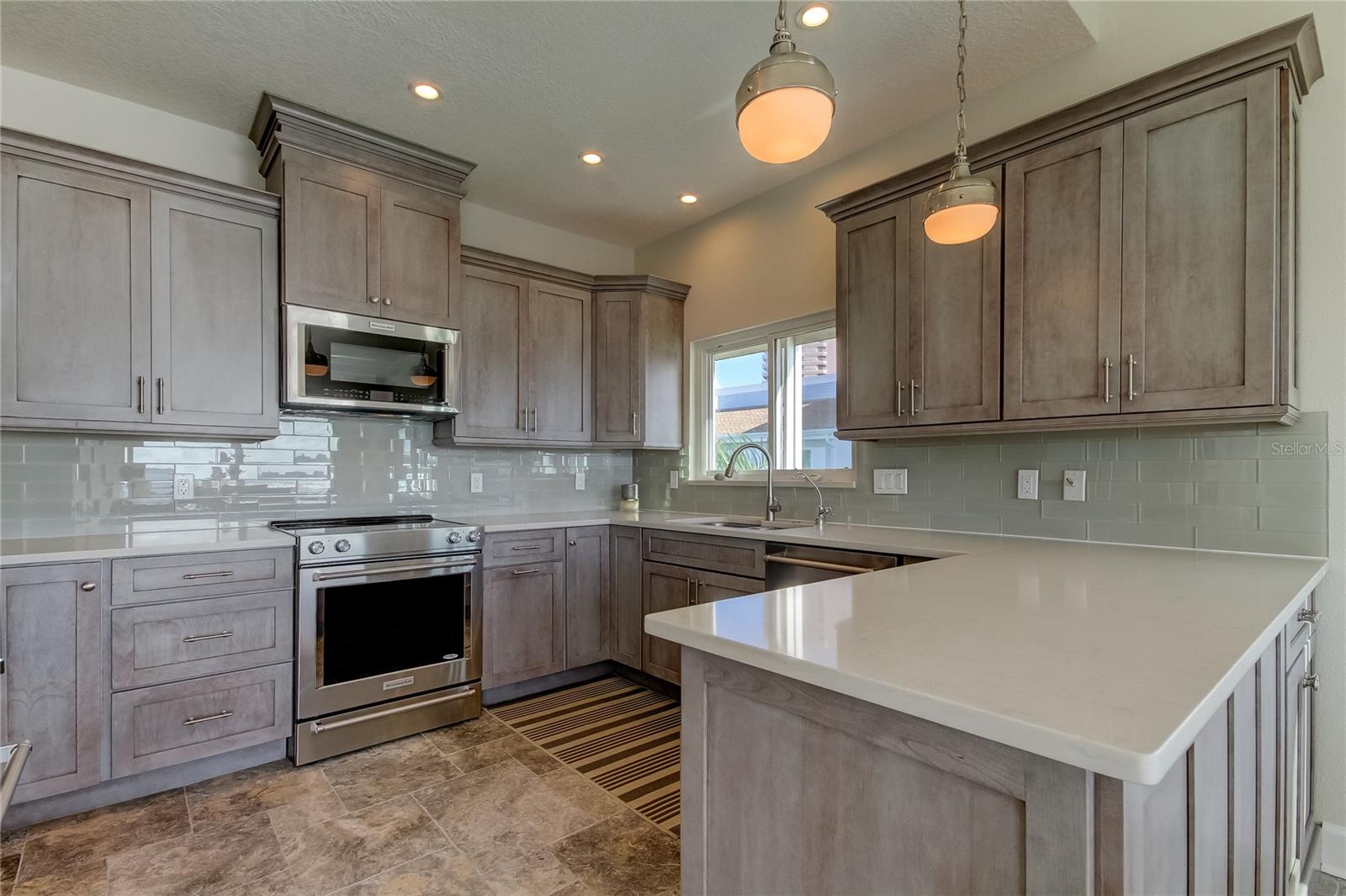 SAND KEY CONDO-BAYSIDE I - Residential