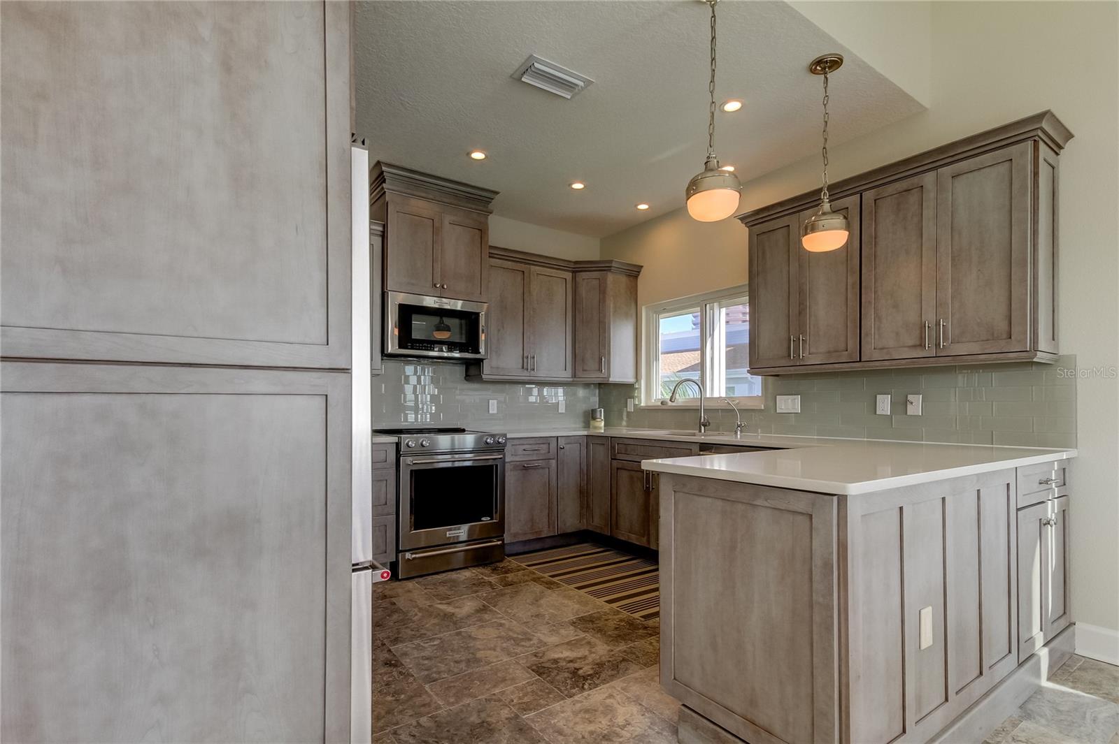 SAND KEY CONDO-BAYSIDE I - Residential