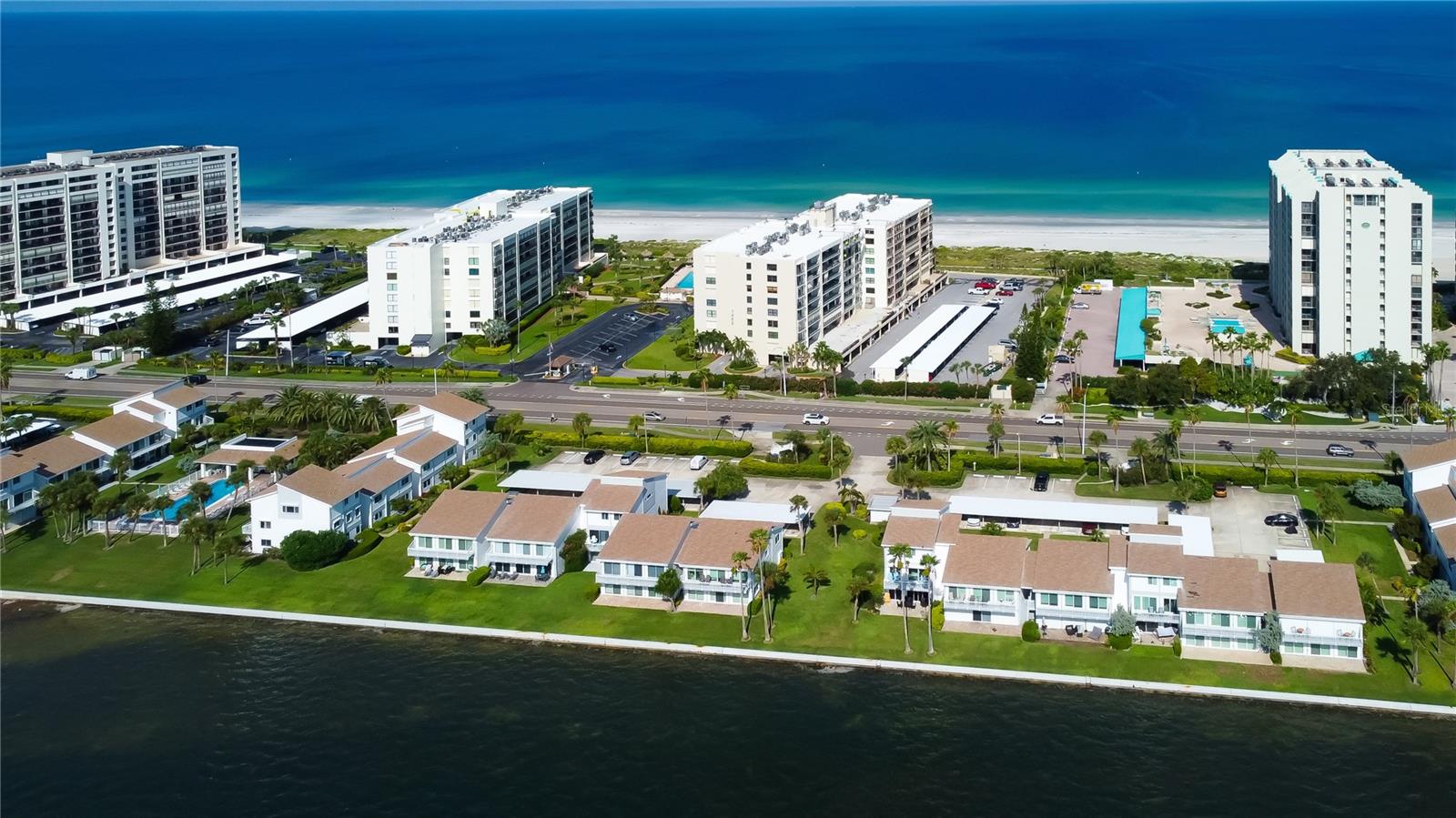 SAND KEY CONDO-BAYSIDE I - Residential