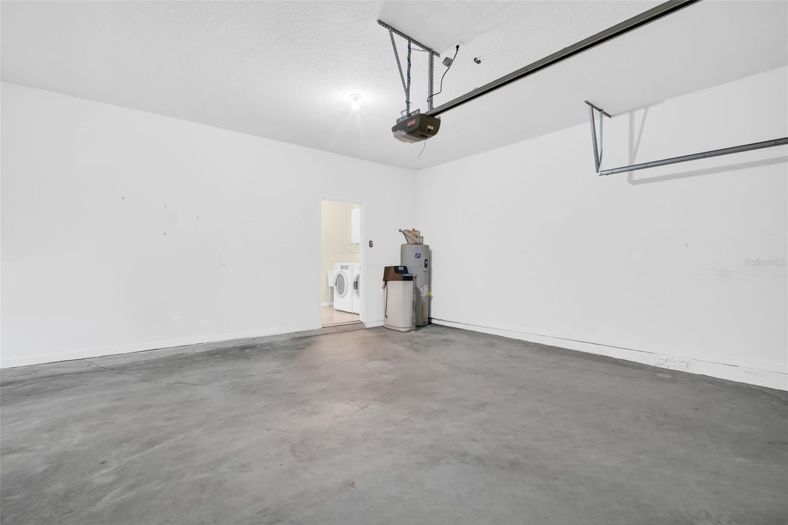 TARPON RIDGE TWNHMS - Residential