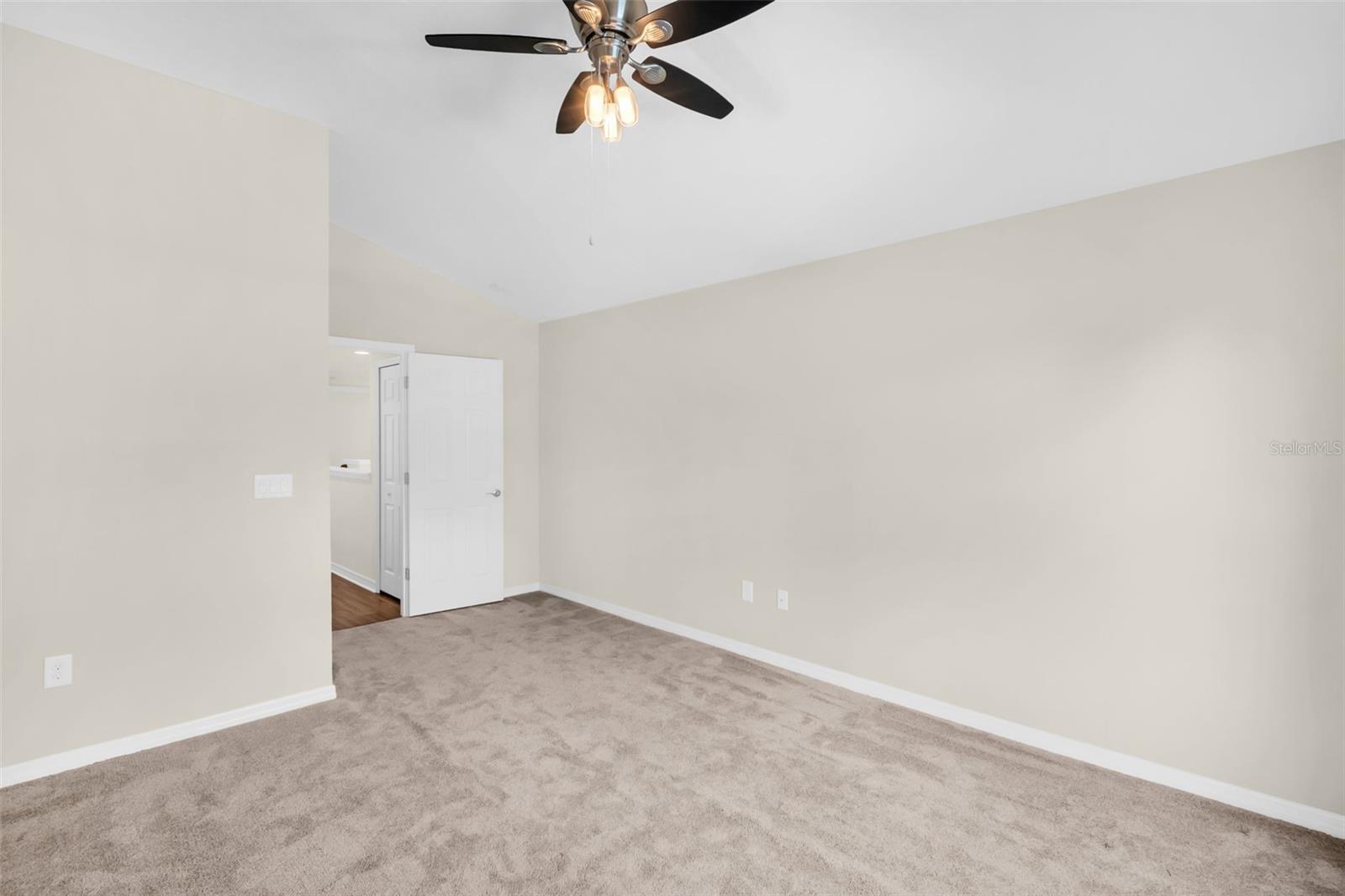 TARPON RIDGE TWNHMS - Residential