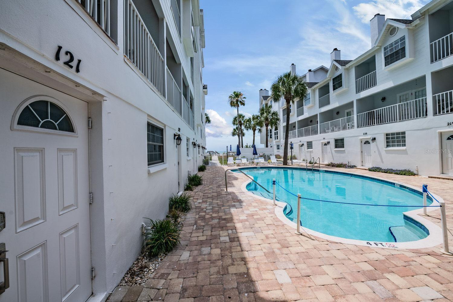 17960 GULF BOULEVARD 121