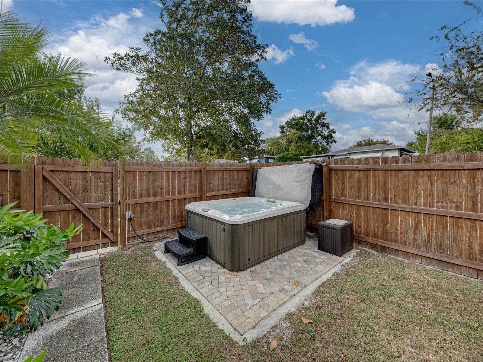 HIGHLAND HILLS - Residential