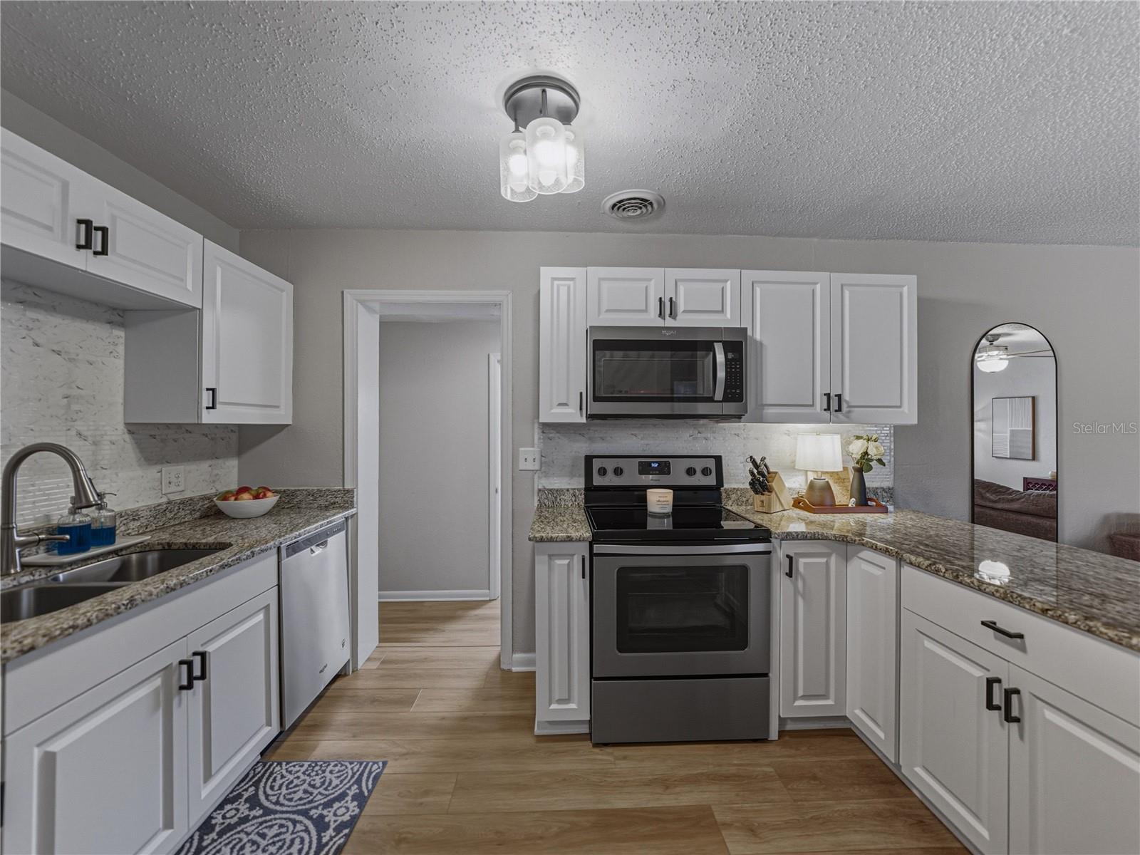 HIGHLAND HILLS - Residential