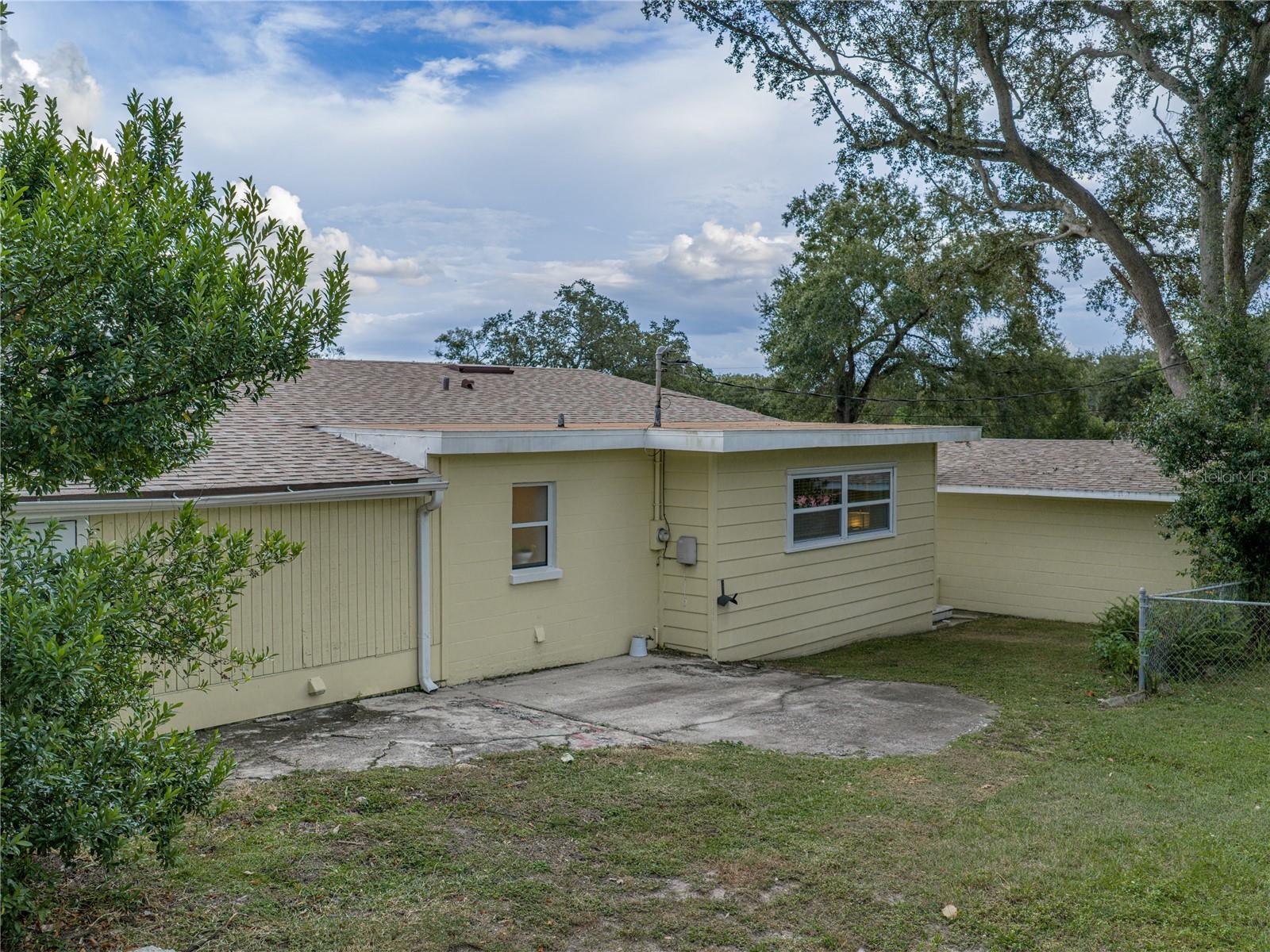 HIGHLAND HILLS - Residential