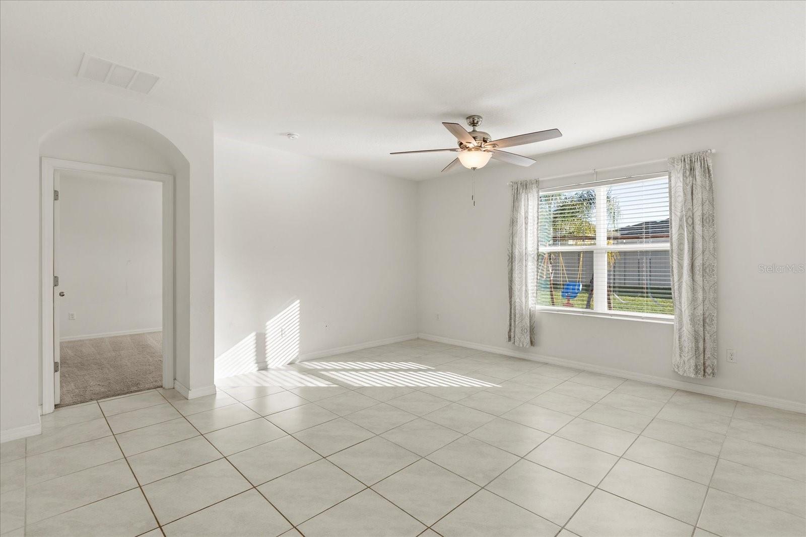 HOLLY ESTATES PHASE 1 - Residential