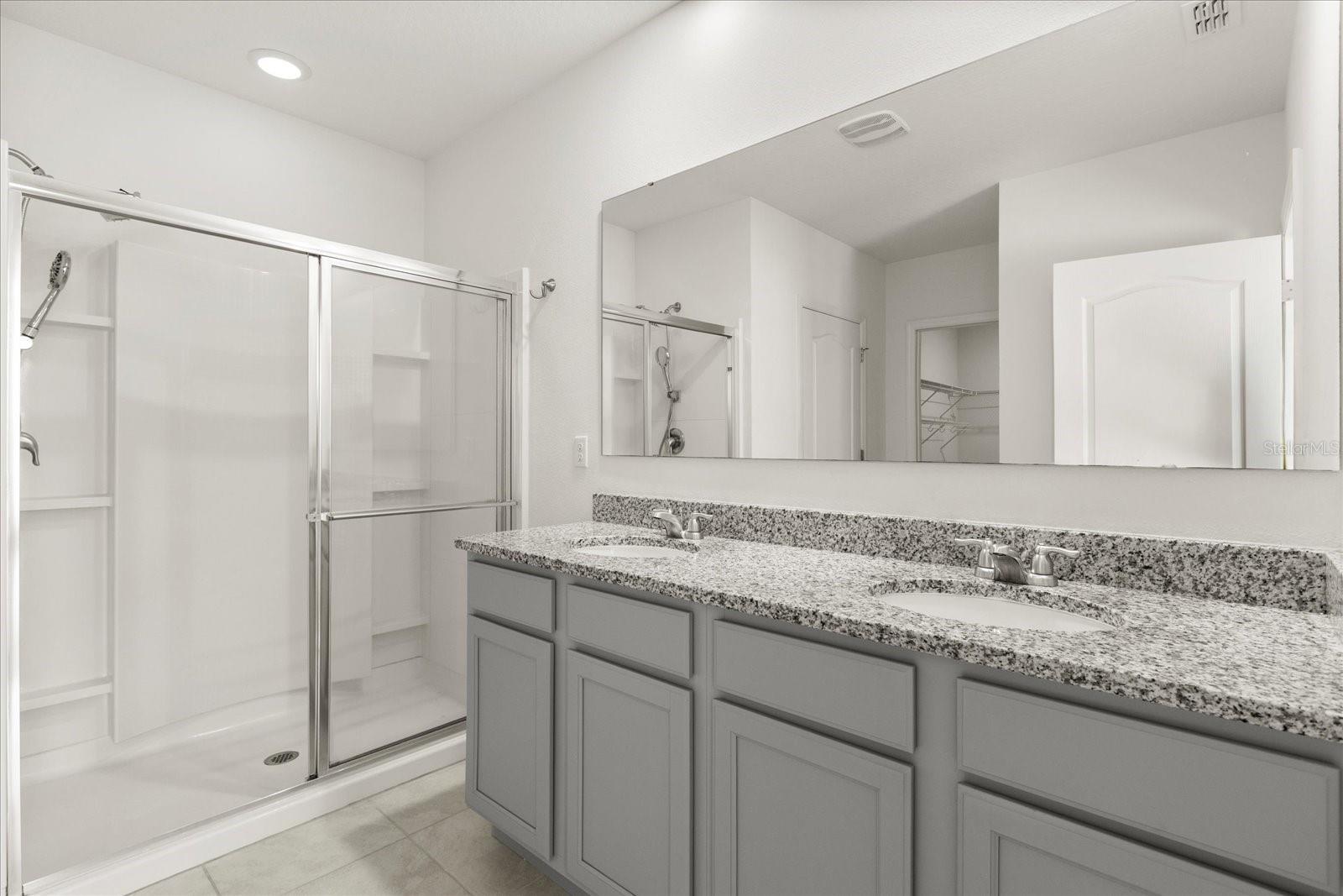 HOLLY ESTATES PHASE 1 - Residential