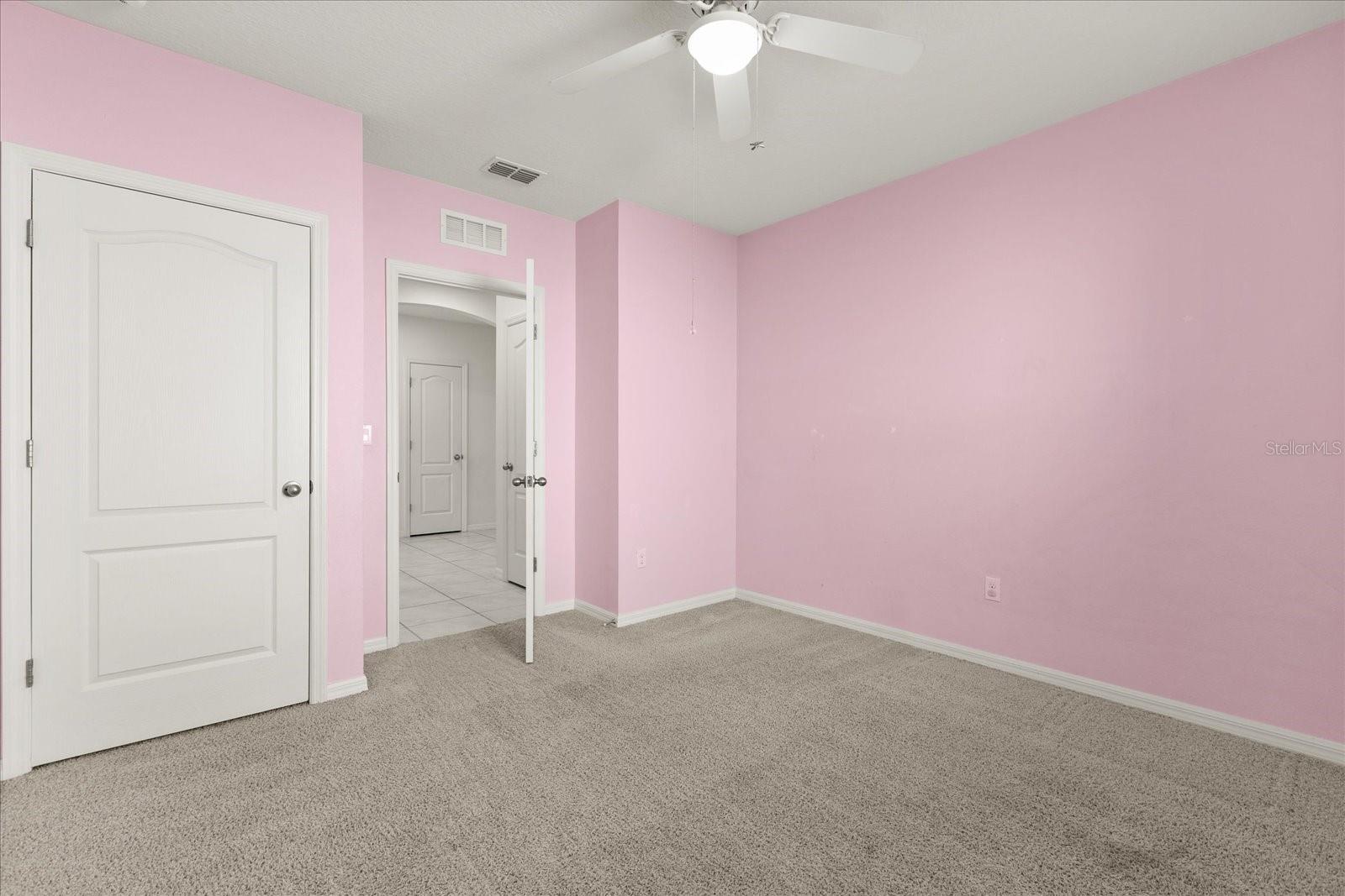 HOLLY ESTATES PHASE 1 - Residential