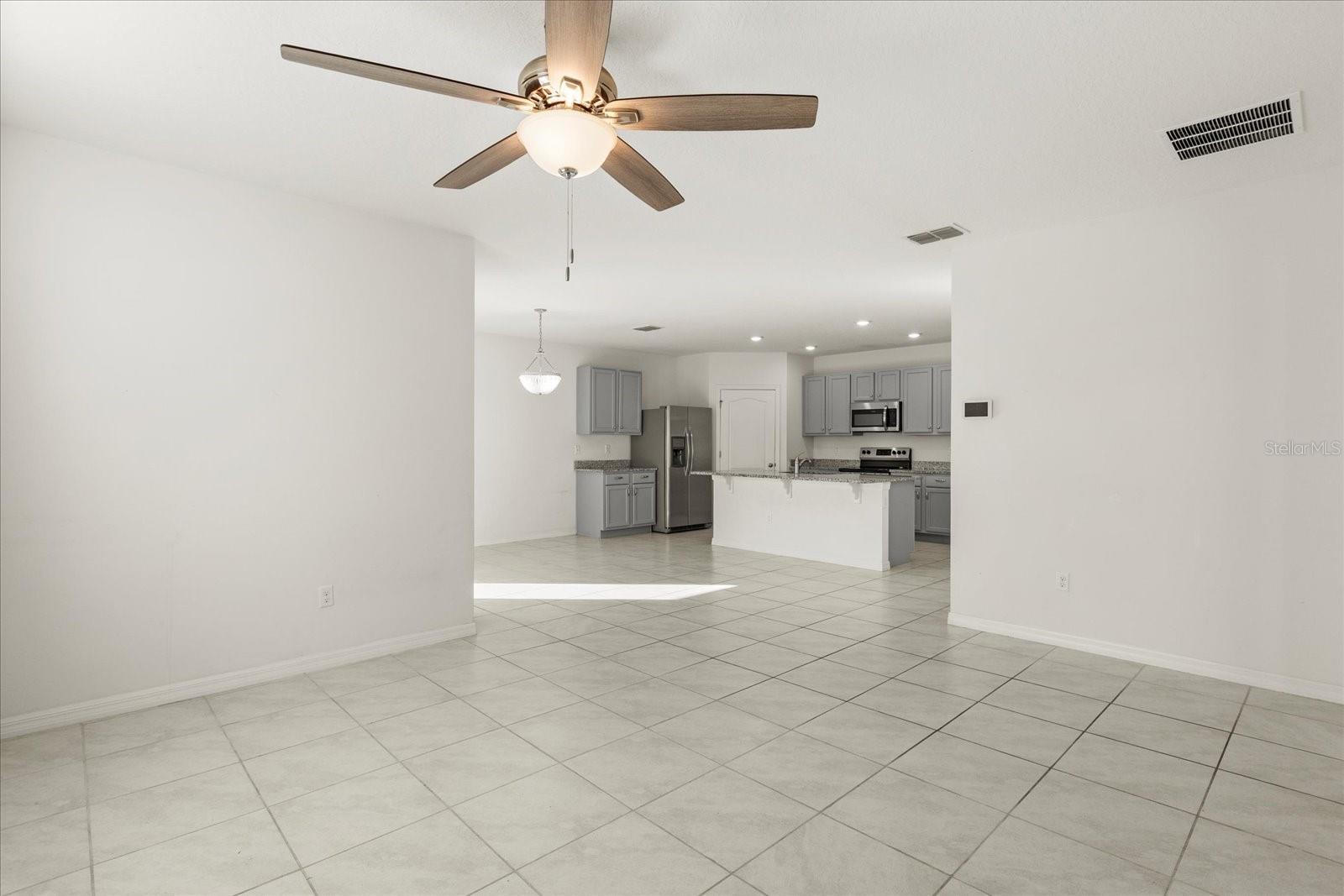 HOLLY ESTATES PHASE 1 - Residential