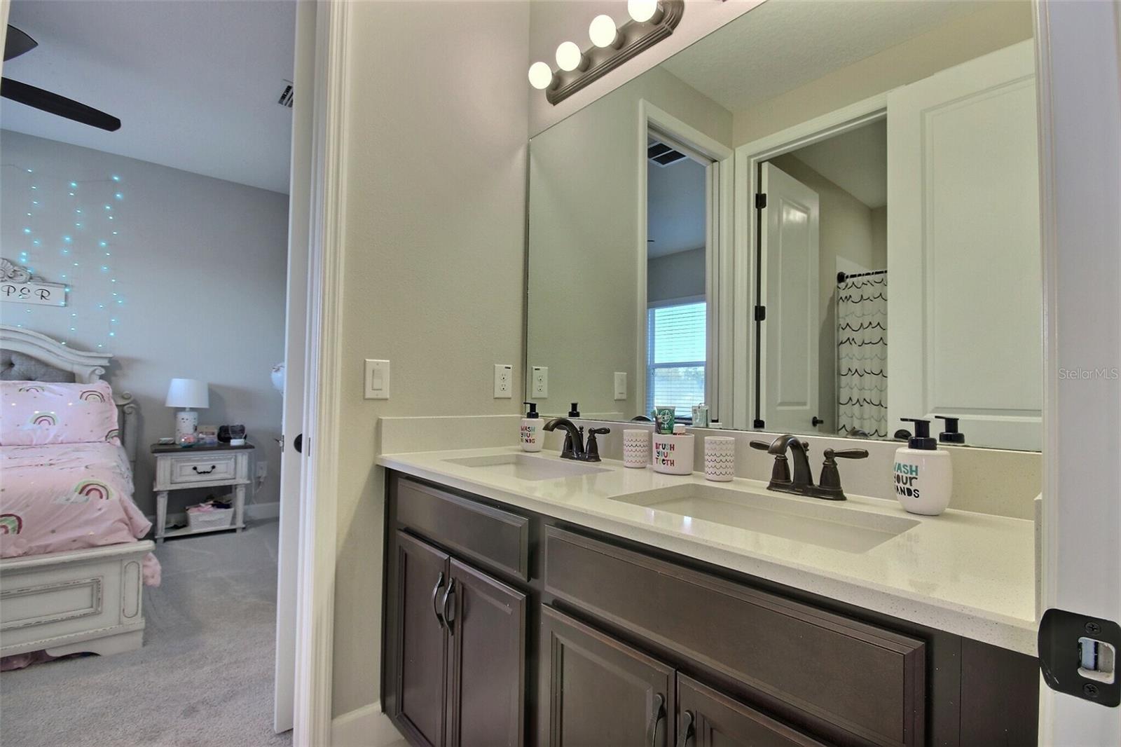ARTISAN LAKES EAVES BEND PH I SP A-K - Residential