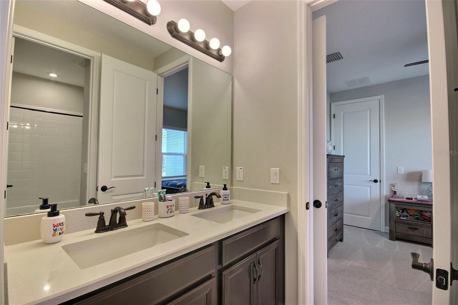 ARTISAN LAKES EAVES BEND PH I SP A-K - Residential