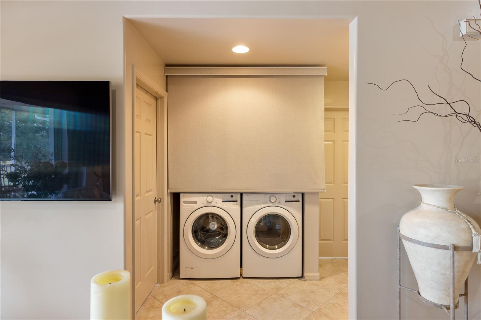 PLAZA DE FLORES - Residential