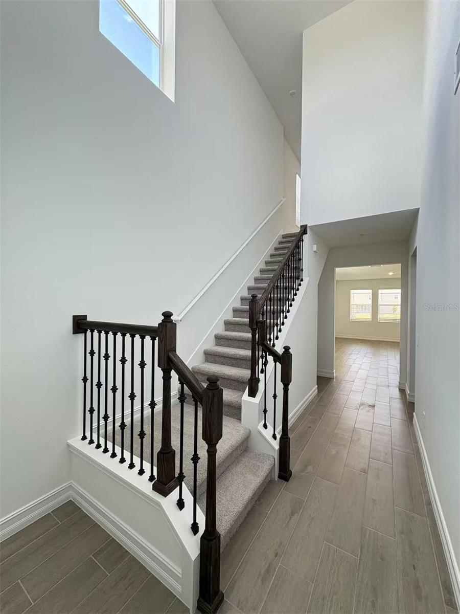 STONEGATE PRESERVE IA - Residential Lease