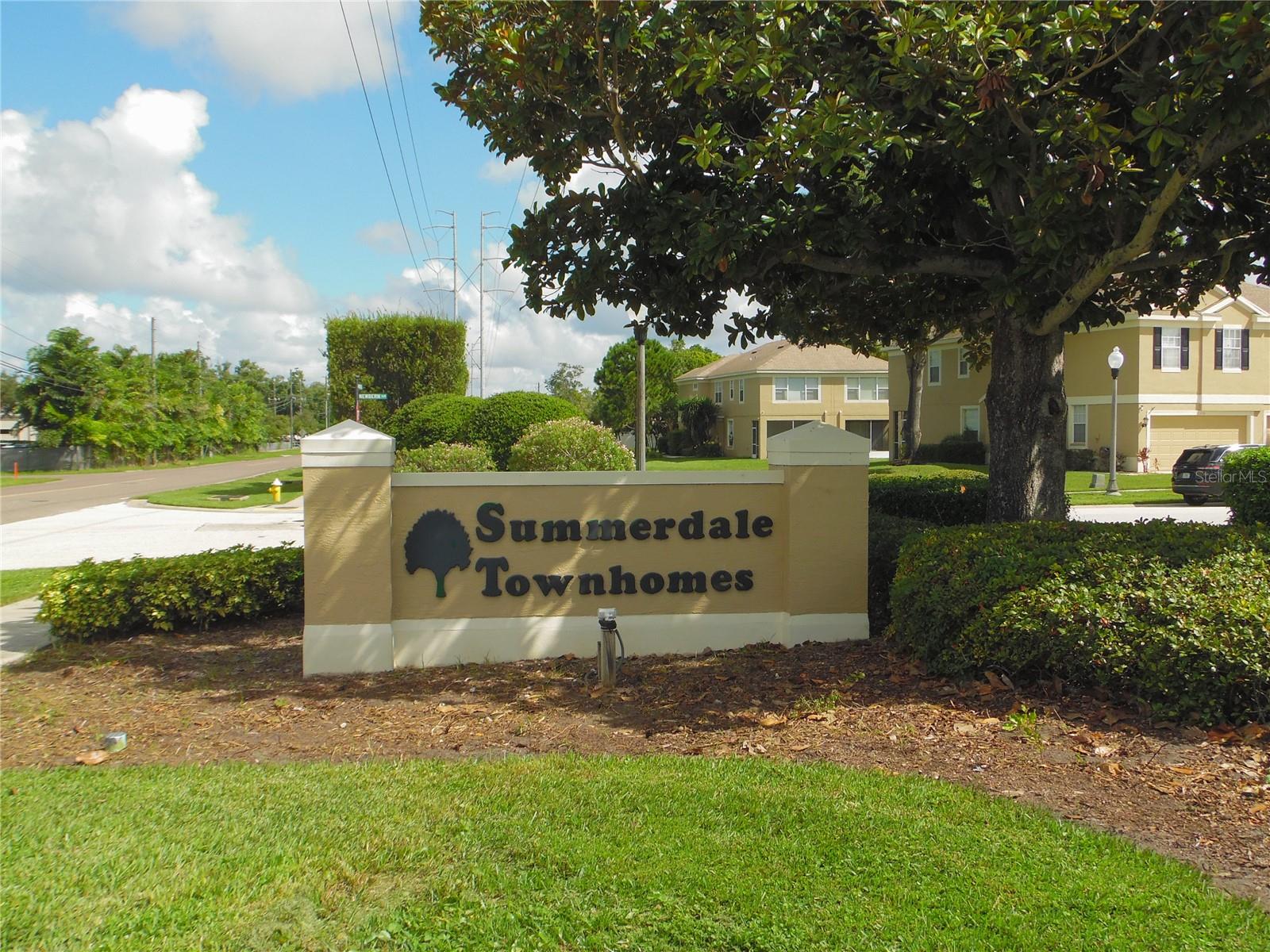 2511 NEWBERN DRIVE
