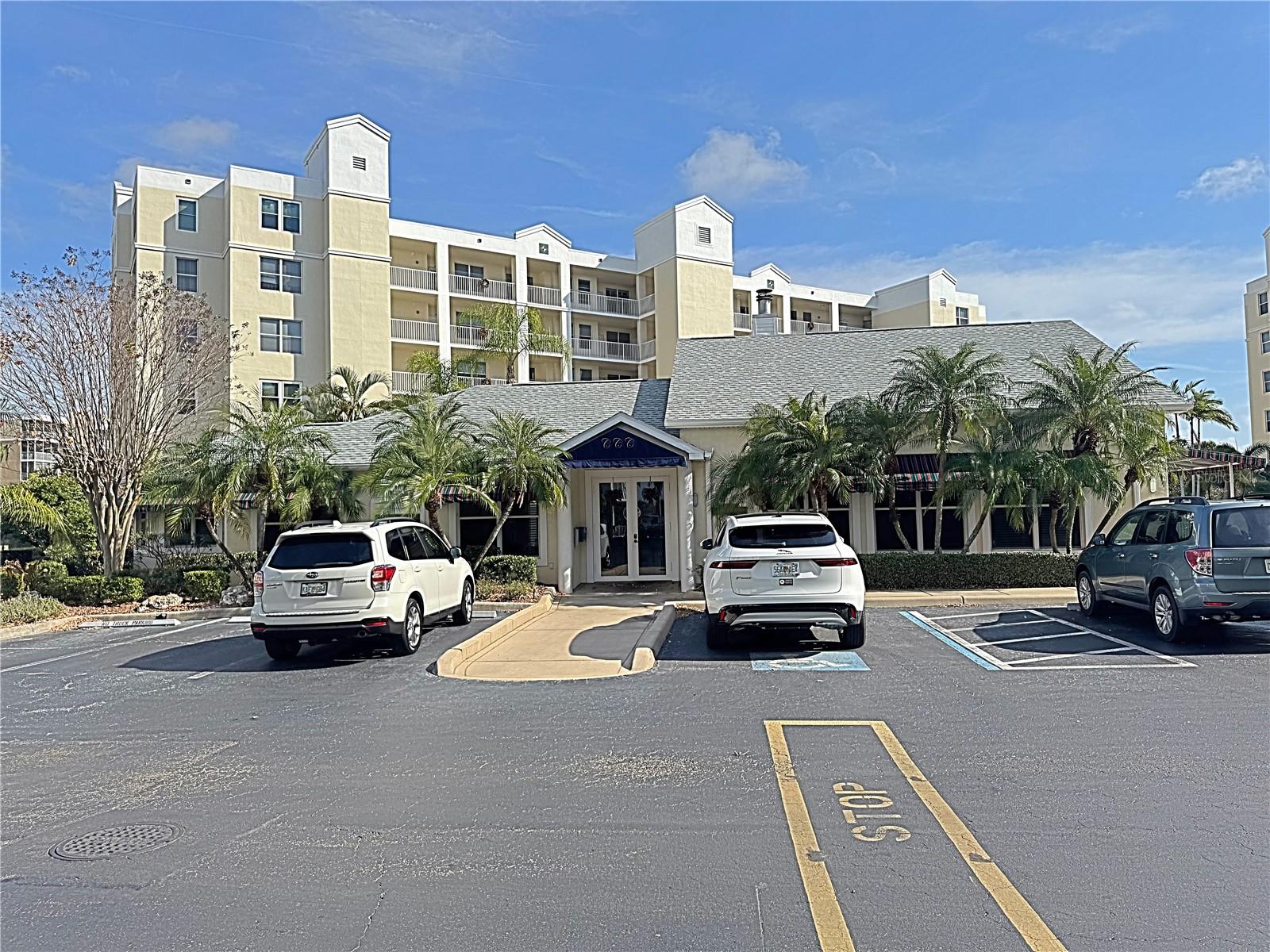 COUNTRY CLUB CONDO AT EAST BAY - Residential Lease