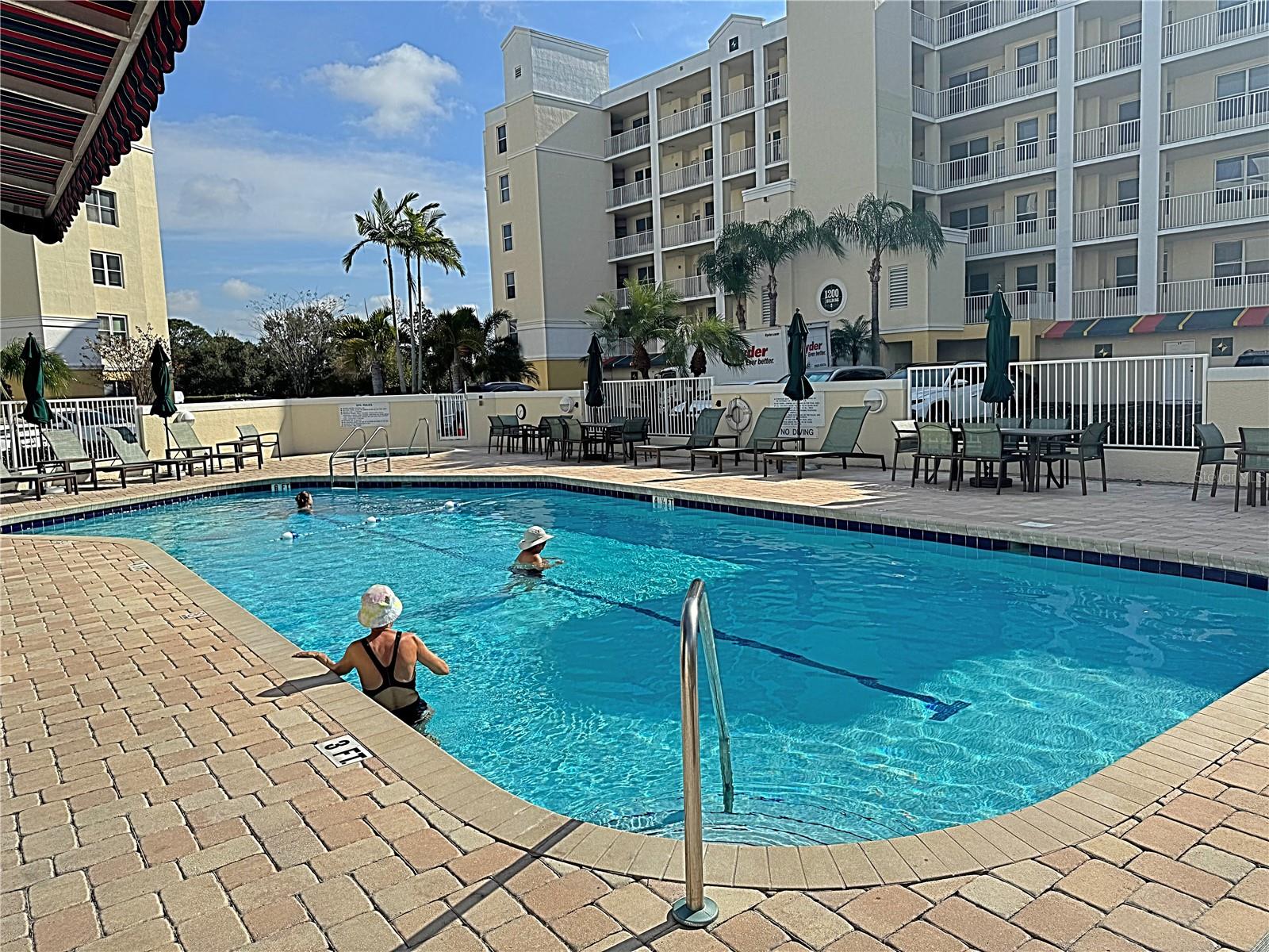 COUNTRY CLUB CONDO AT EAST BAY - Residential Lease