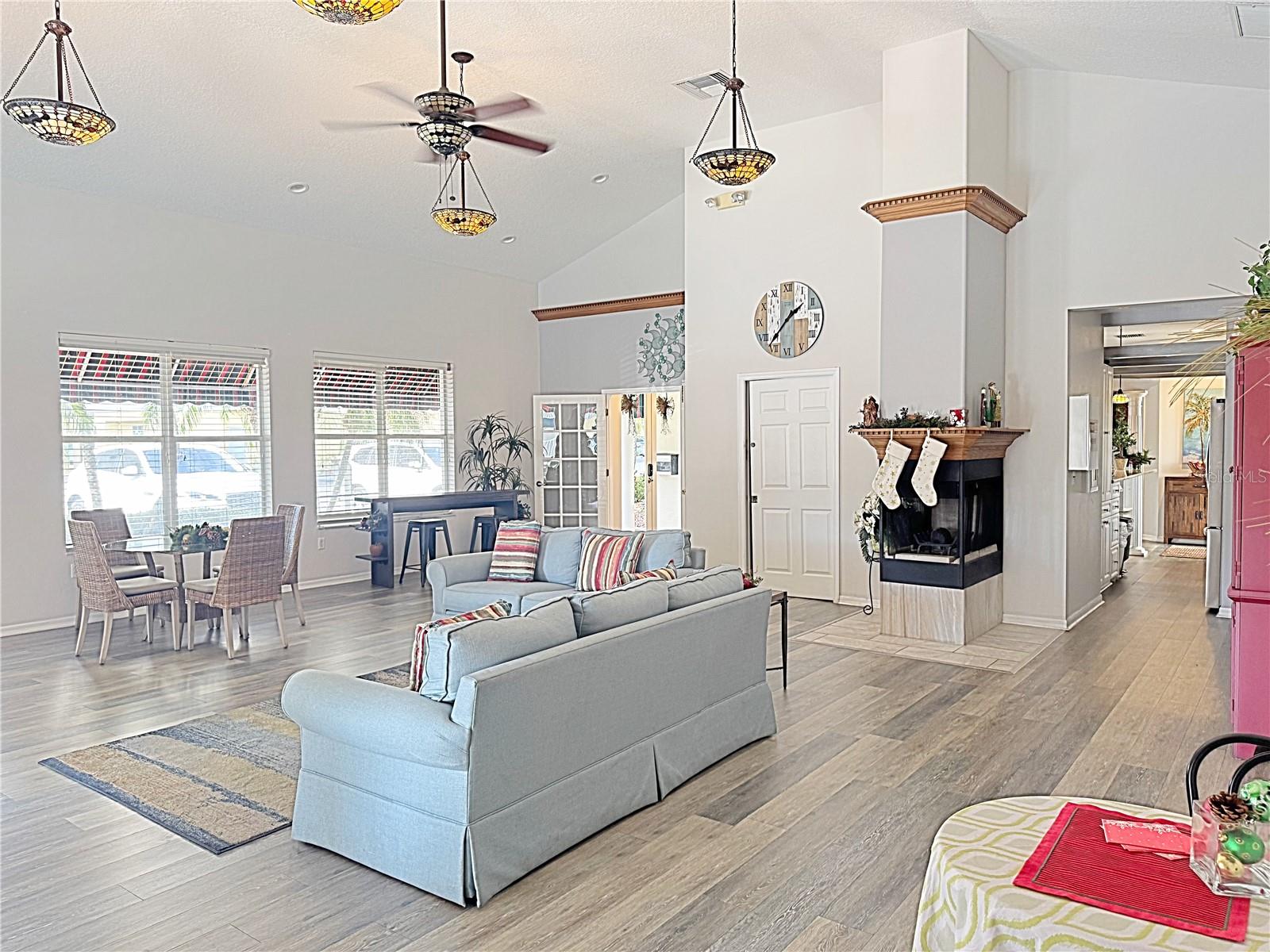 COUNTRY CLUB CONDO AT EAST BAY - Residential Lease