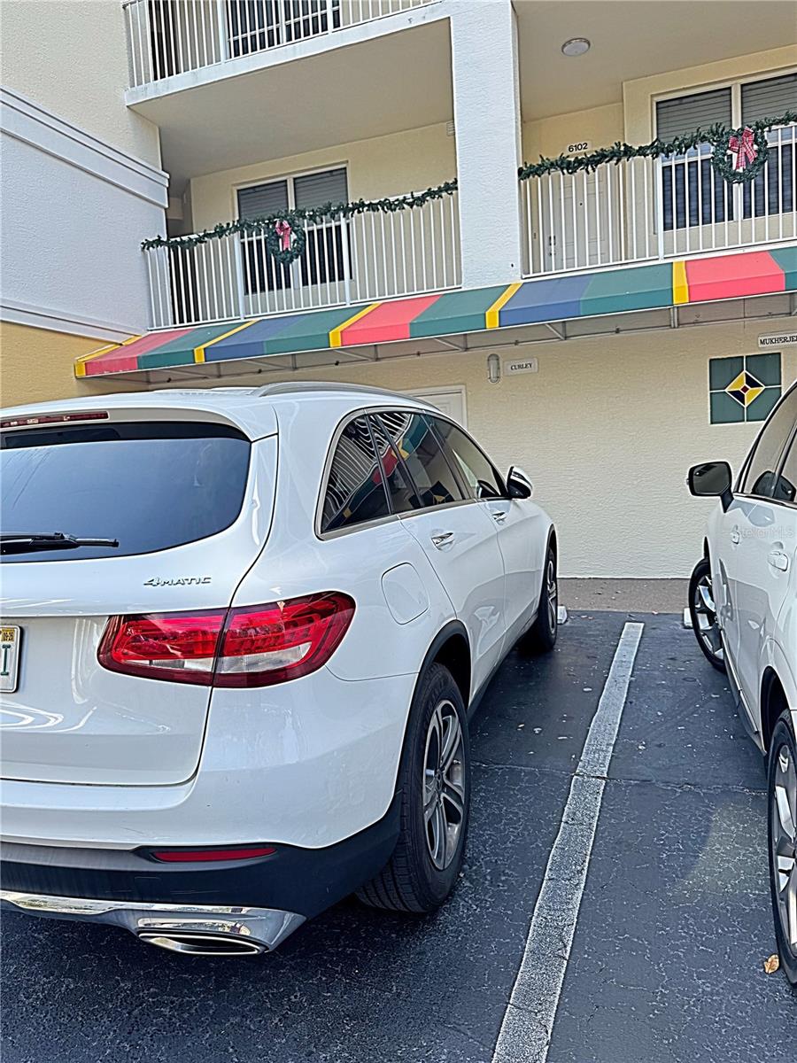 COUNTRY CLUB CONDO AT EAST BAY - Residential Lease