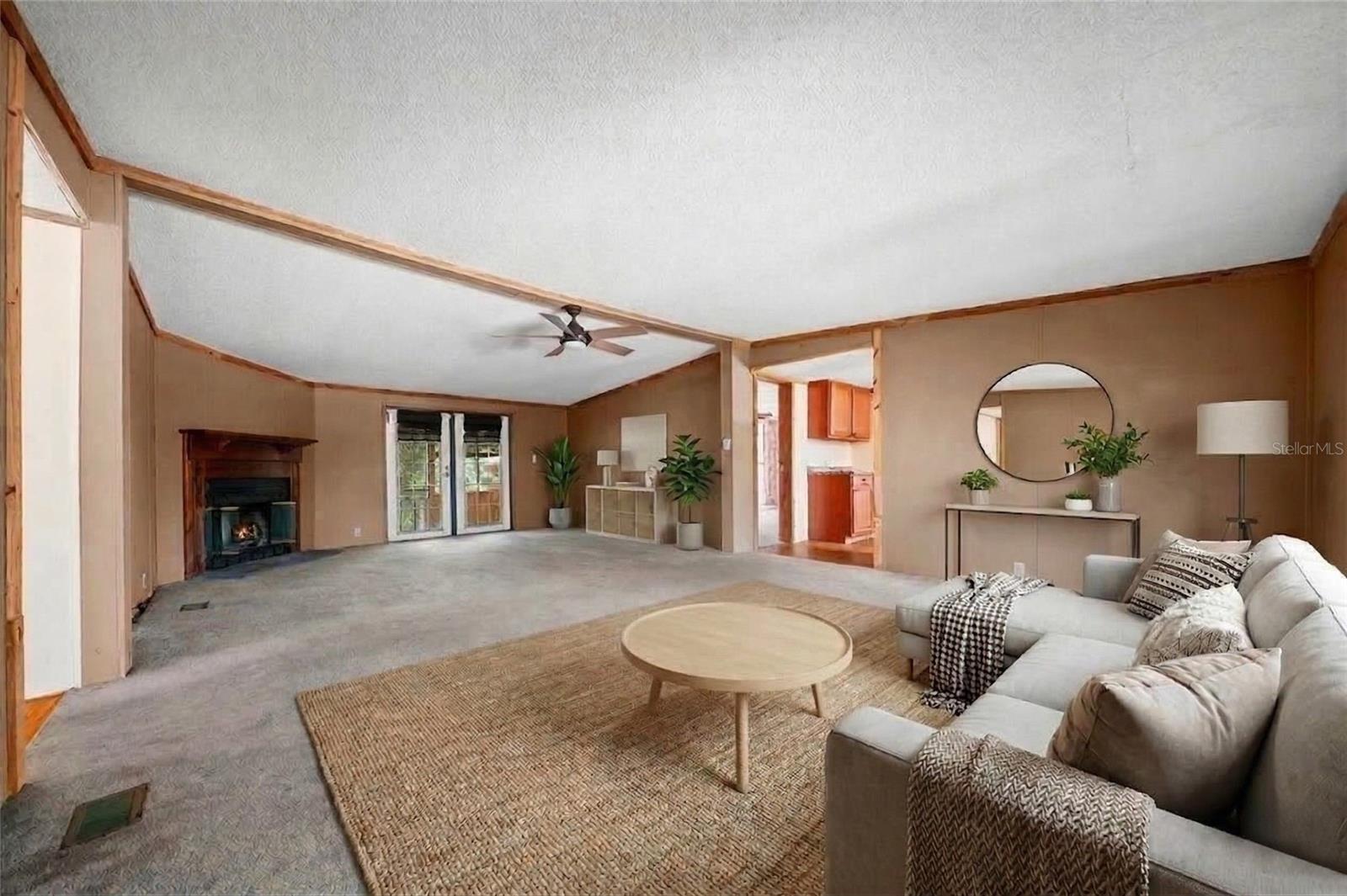 TOWERING OAKS 04 - Residential