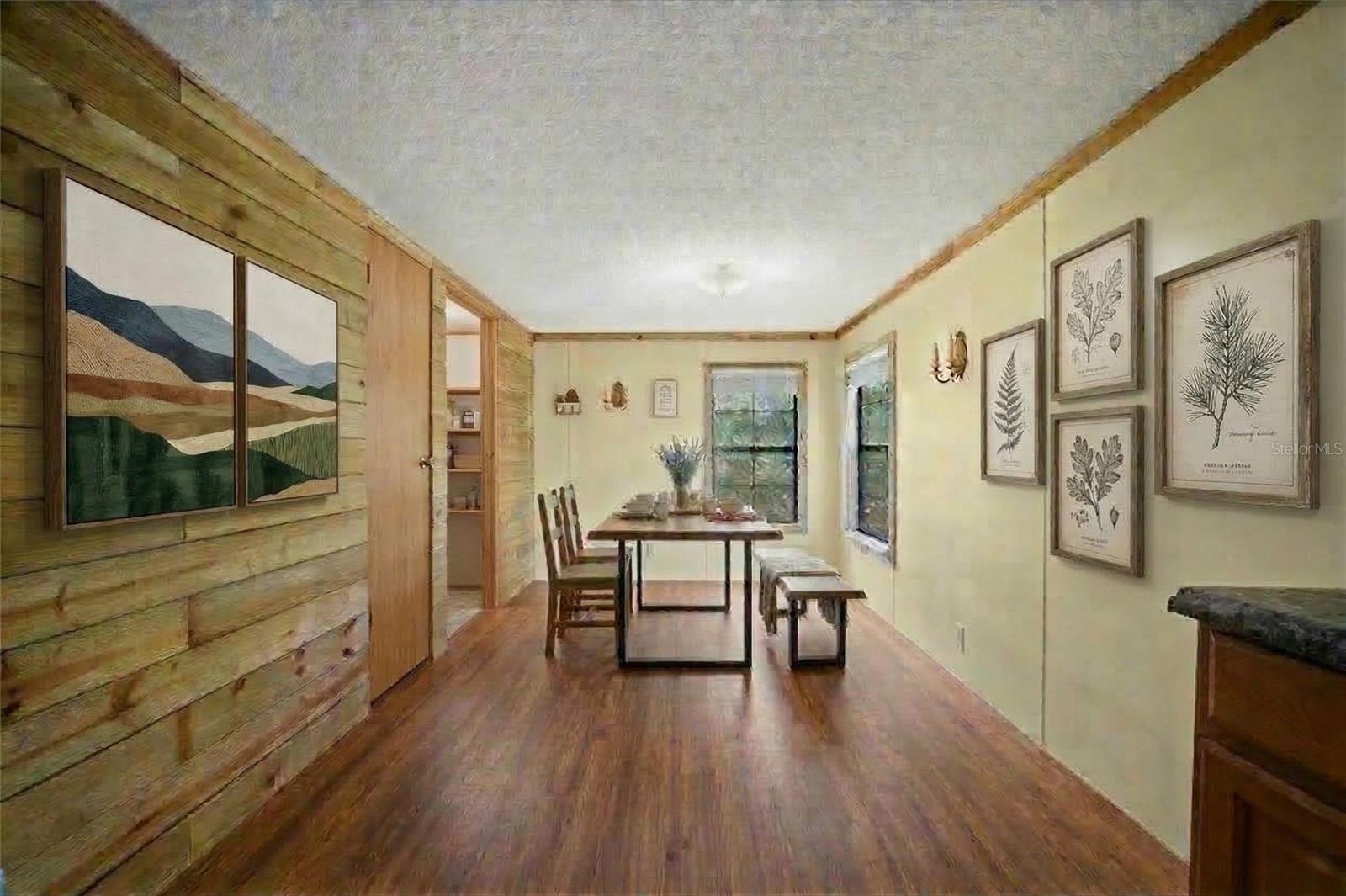 TOWERING OAKS 04 - Residential