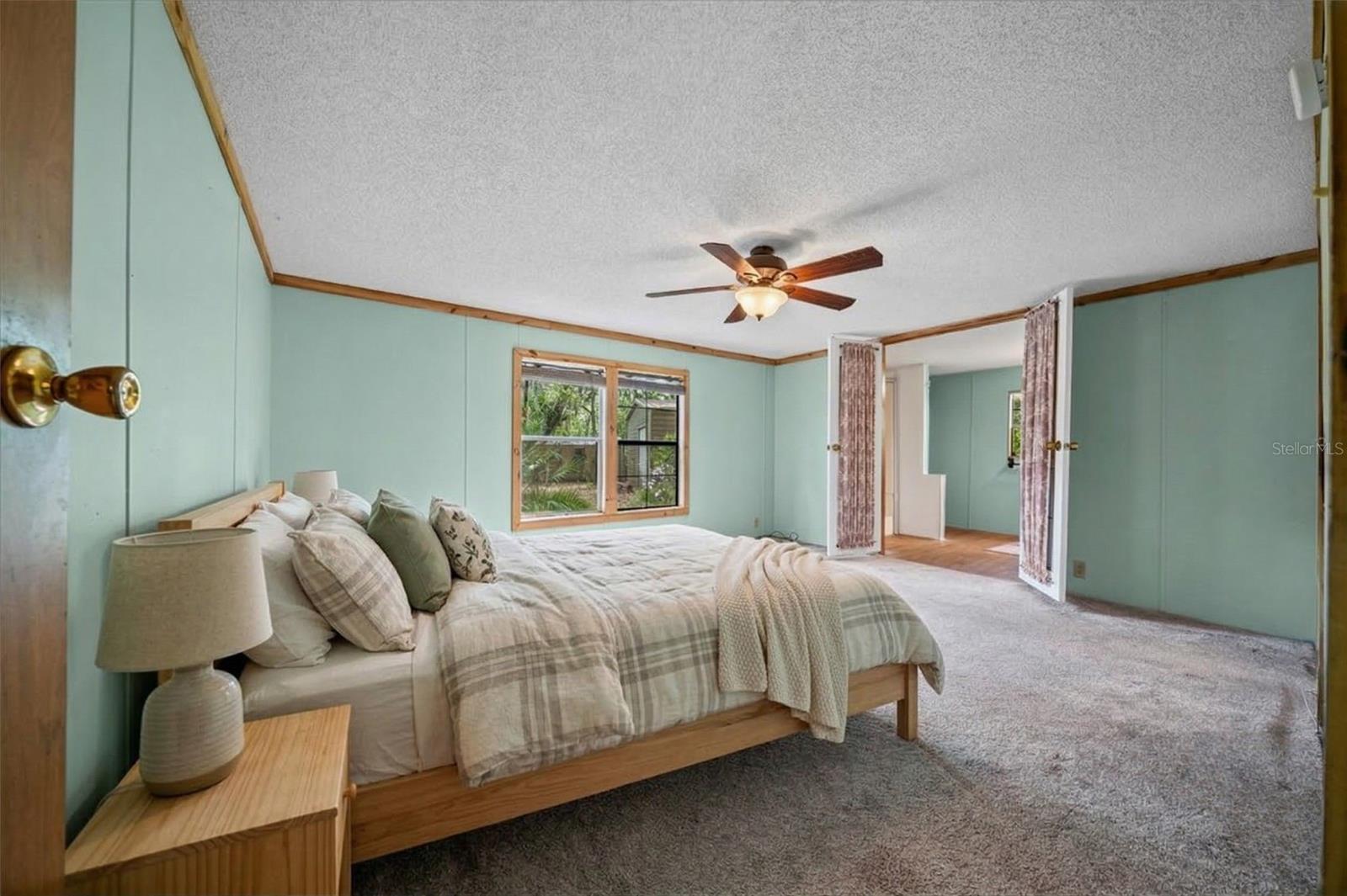 TOWERING OAKS 04 - Residential