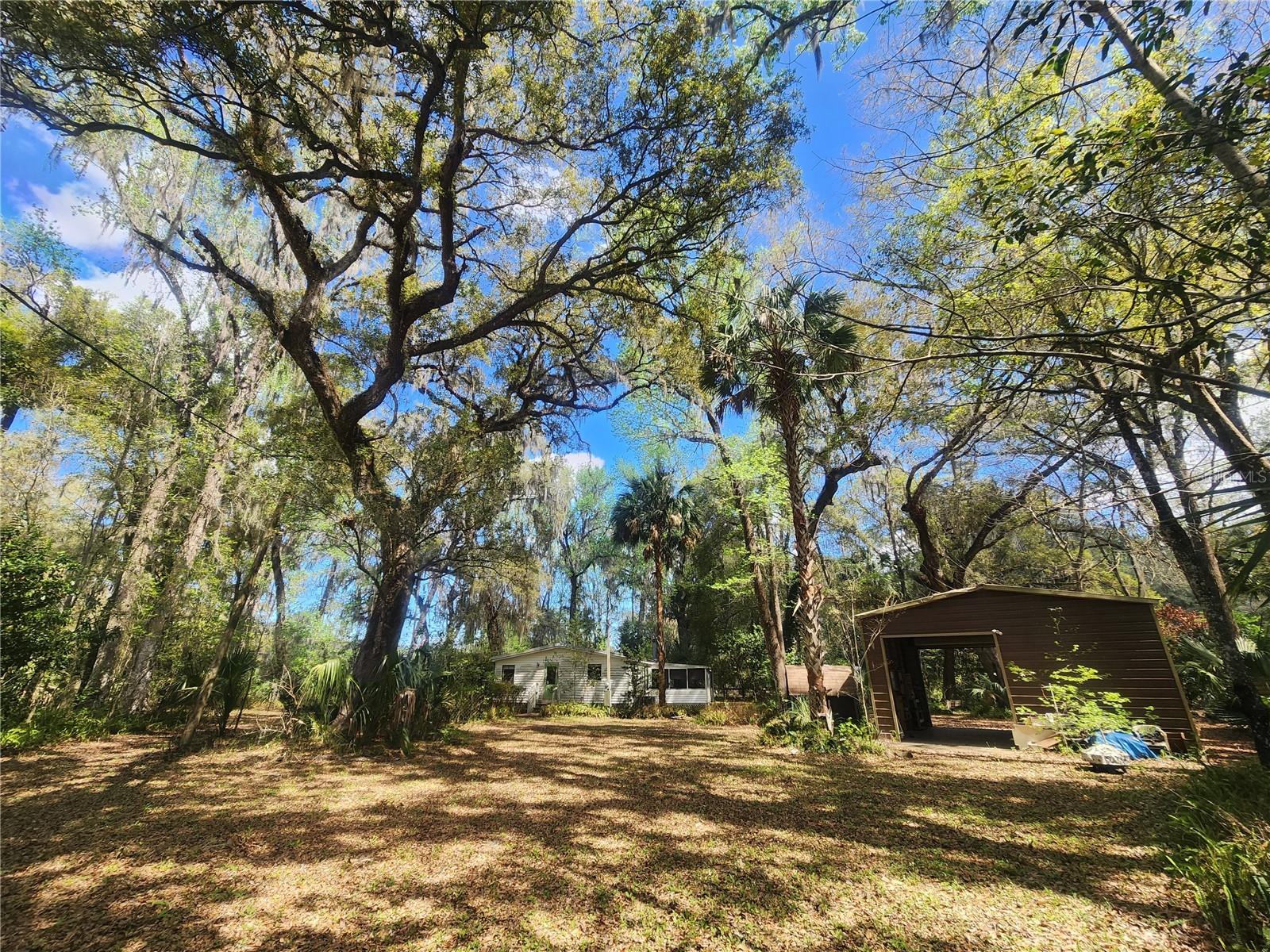 TOWERING OAKS 04 - Residential