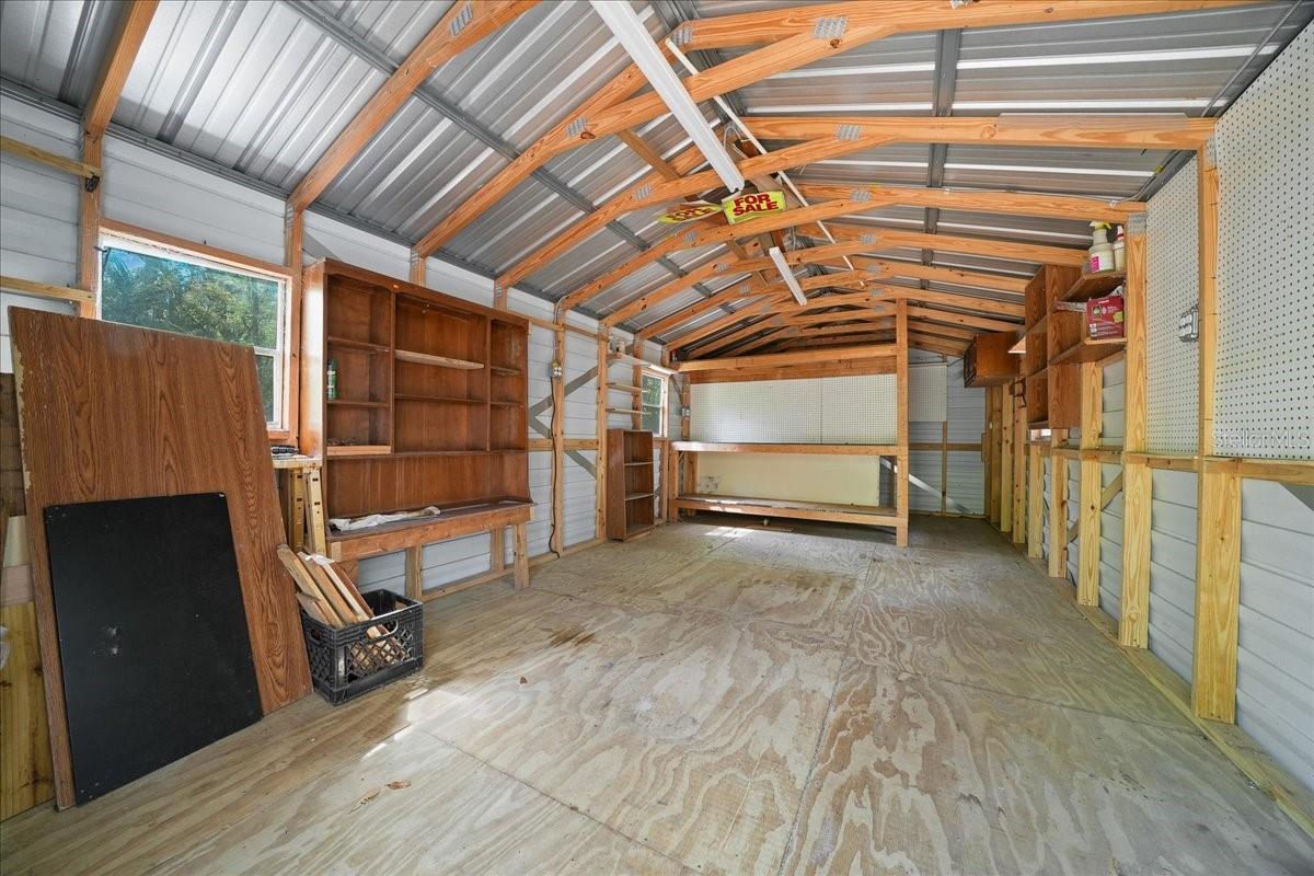 TOWERING OAKS 04 - Residential