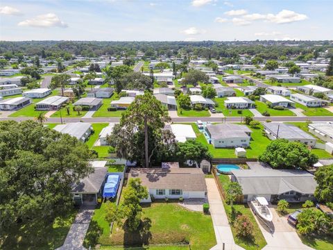 A home in PALM HARBOR