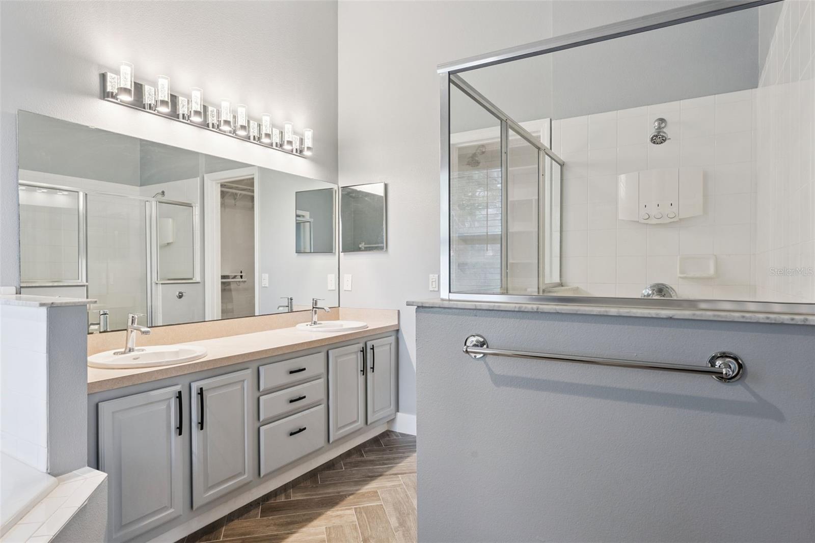 EAGLE POINTE PH 4 - Residential