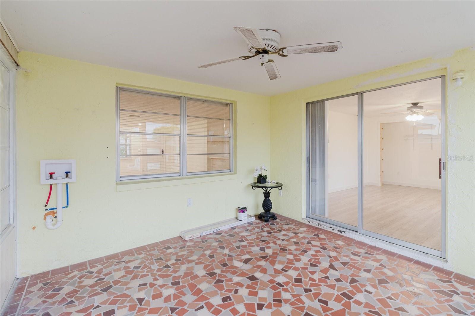 ALOHA GARDENS - Residential