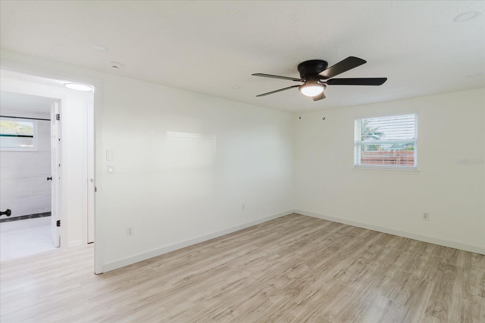 ALOHA GARDENS - Residential