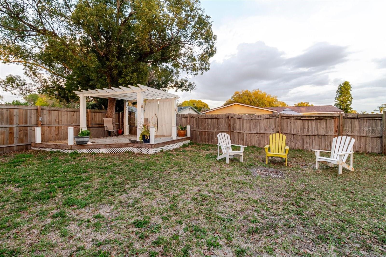 ALOHA GARDENS - Residential