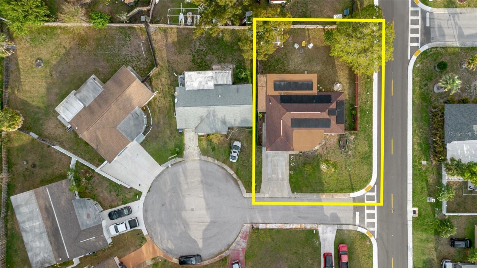 ALOHA GARDENS - Residential